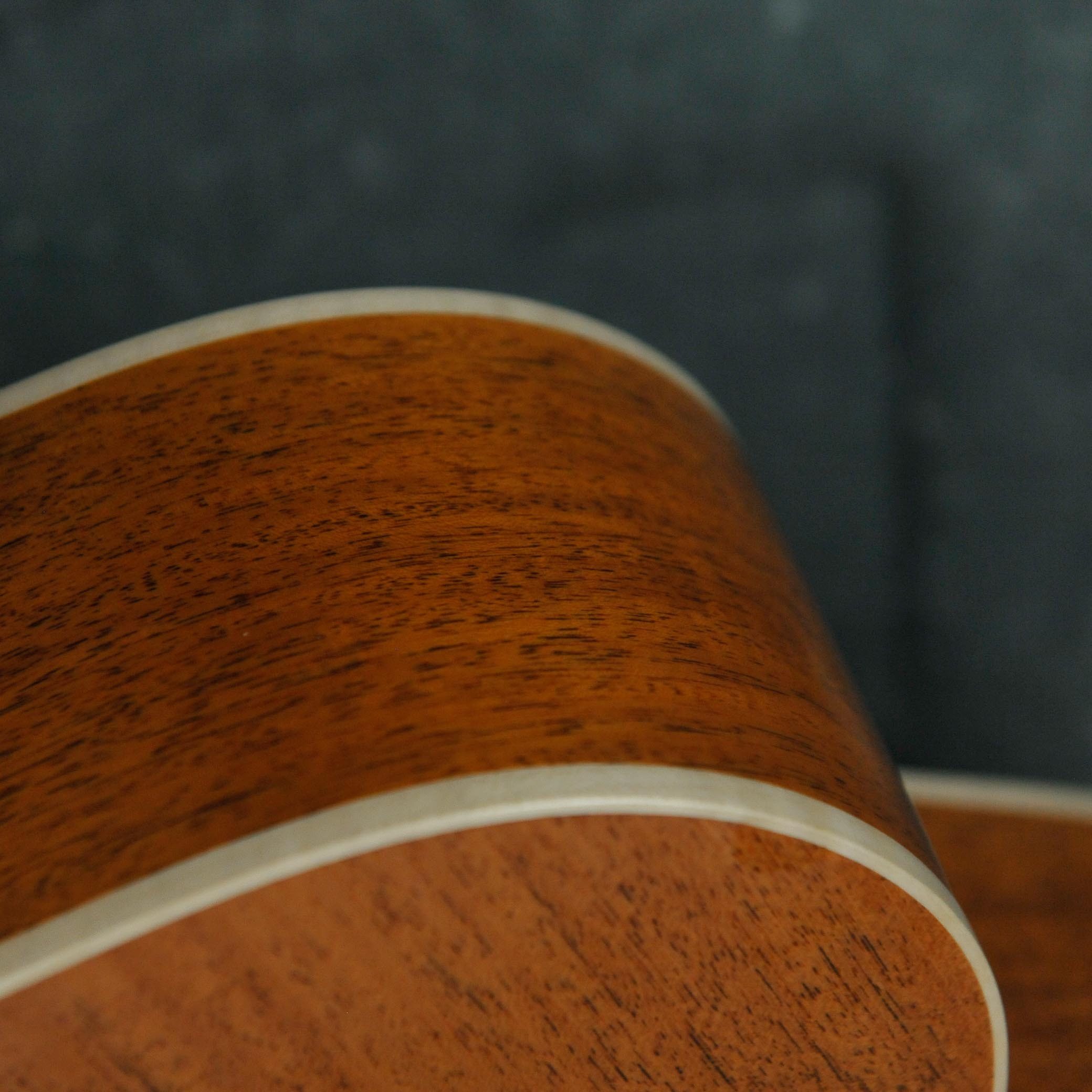 Lowden O-20  Mahogany & Spruce