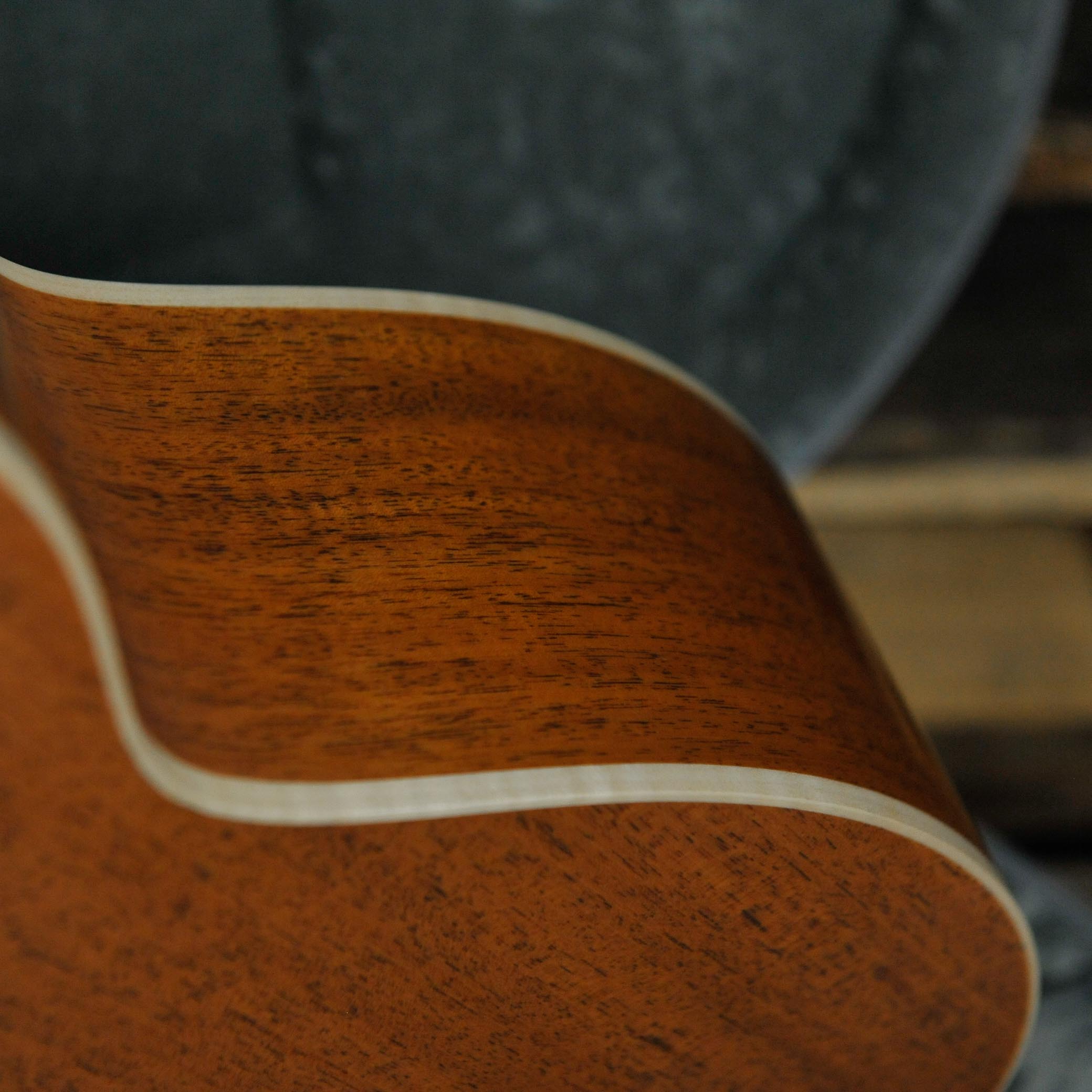 Lowden O-20  Mahogany & Spruce