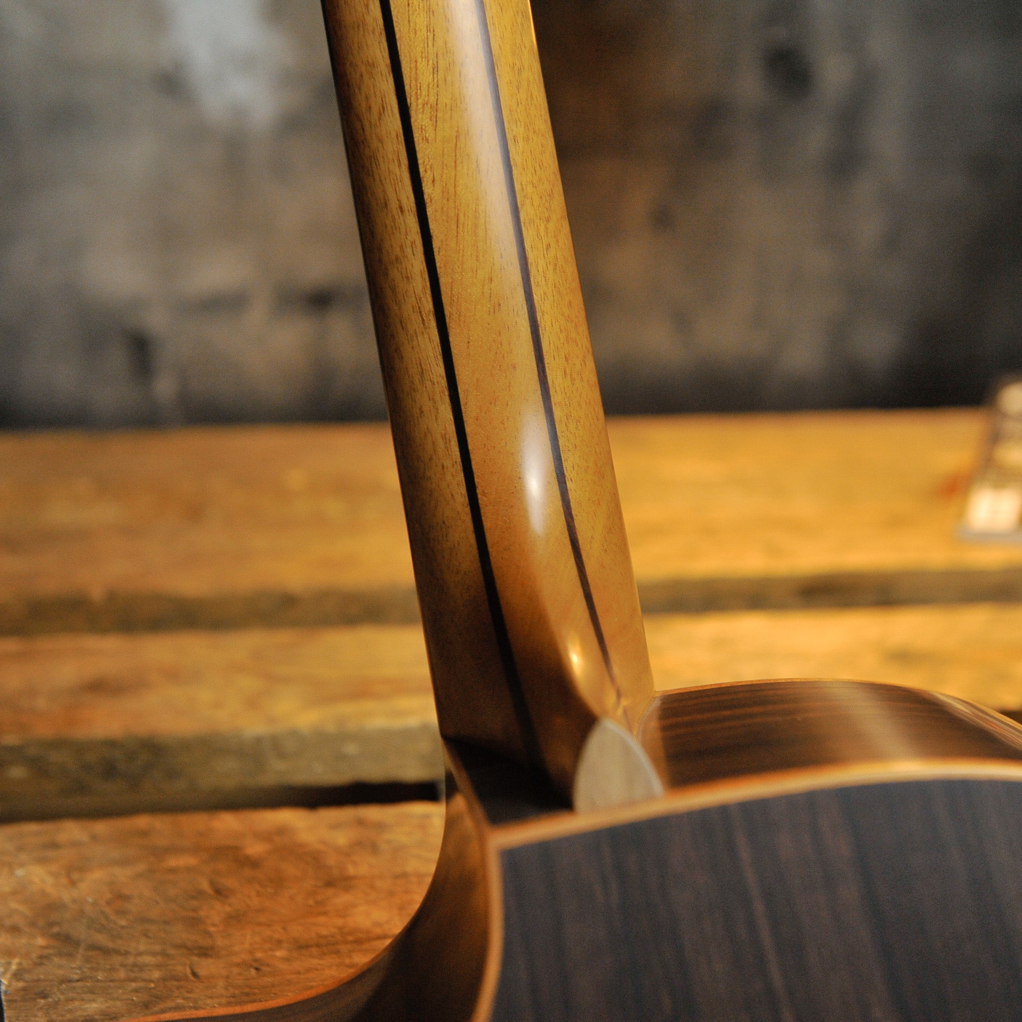 Lowden O-25C Indian Rosewood & Cedar w/Cutaway