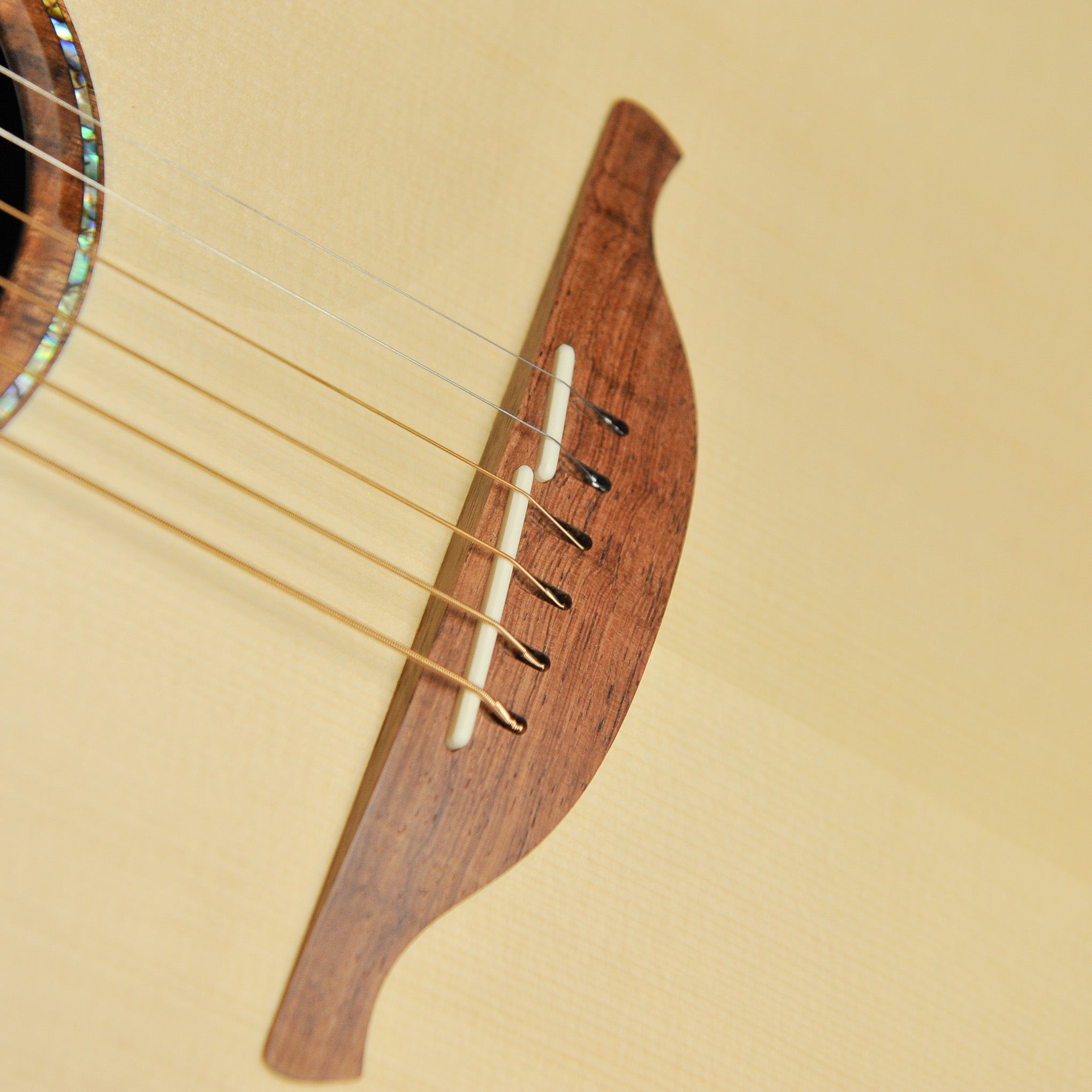 Lowden O-50 Master Grade Indian Rosewood & Adironack