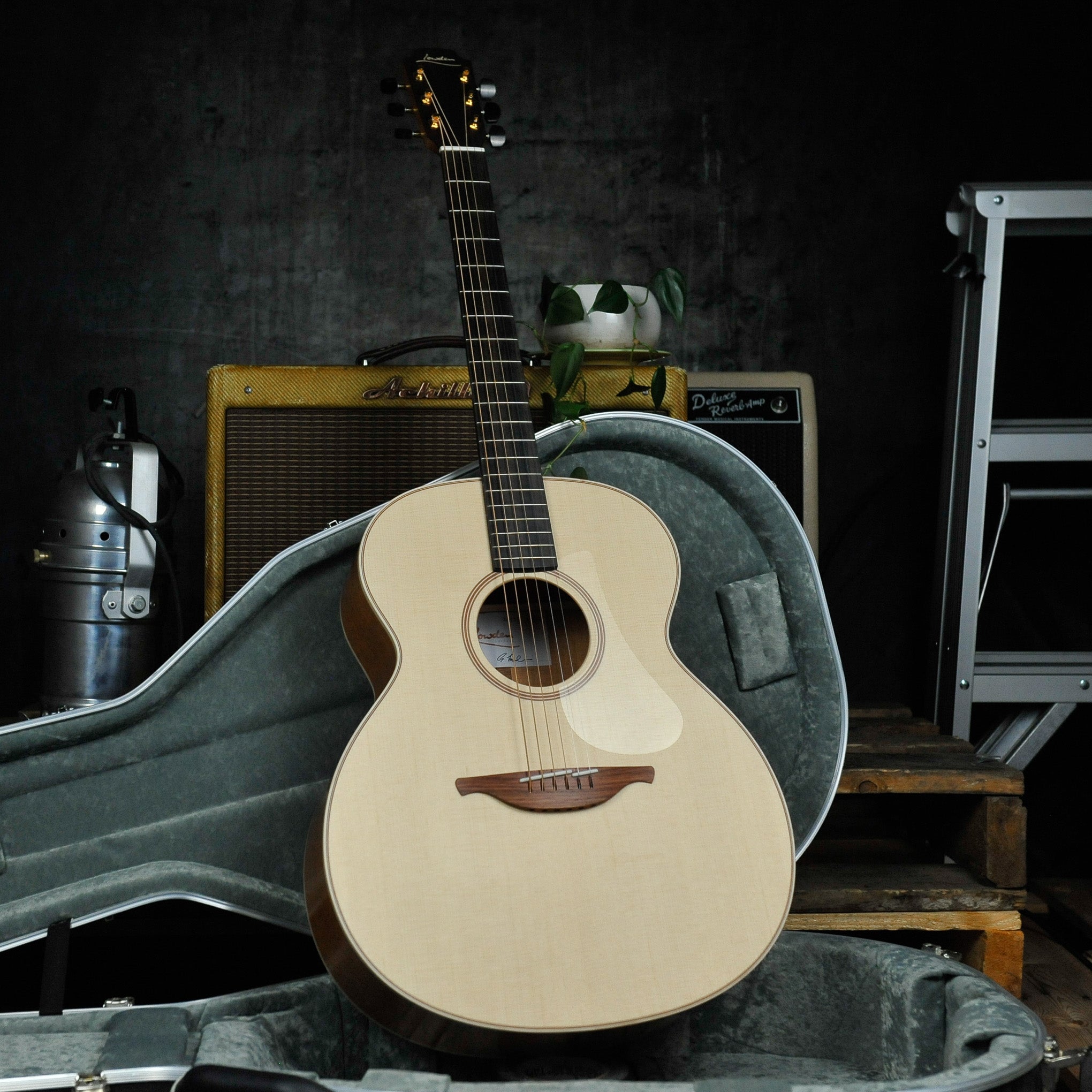 Lowden O-20  Spruce/Mahogany