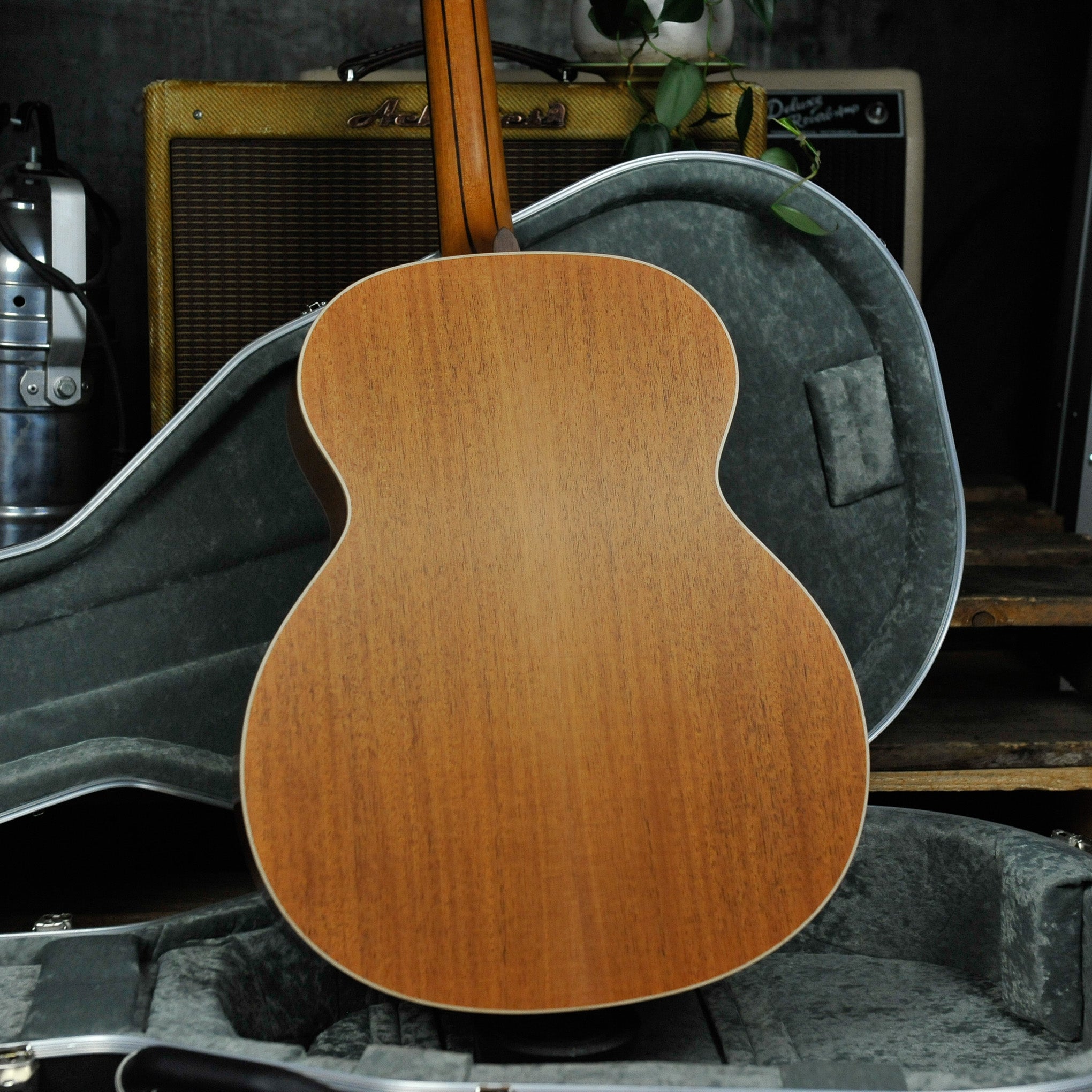 Lowden O-20  Spruce/Mahogany