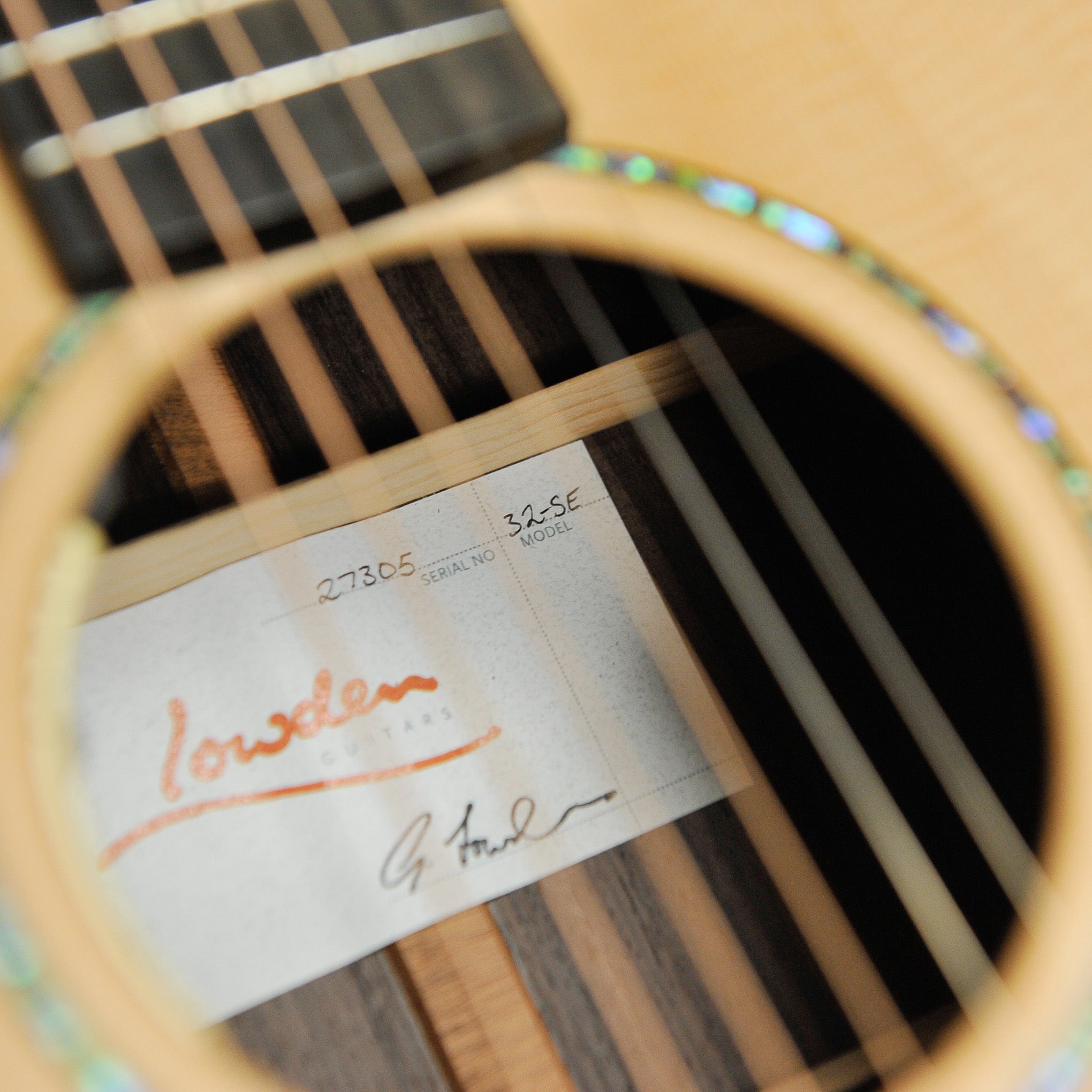 Lowden 32SE Stage Edition Indian Rosewood & Spruce w/Cutaway