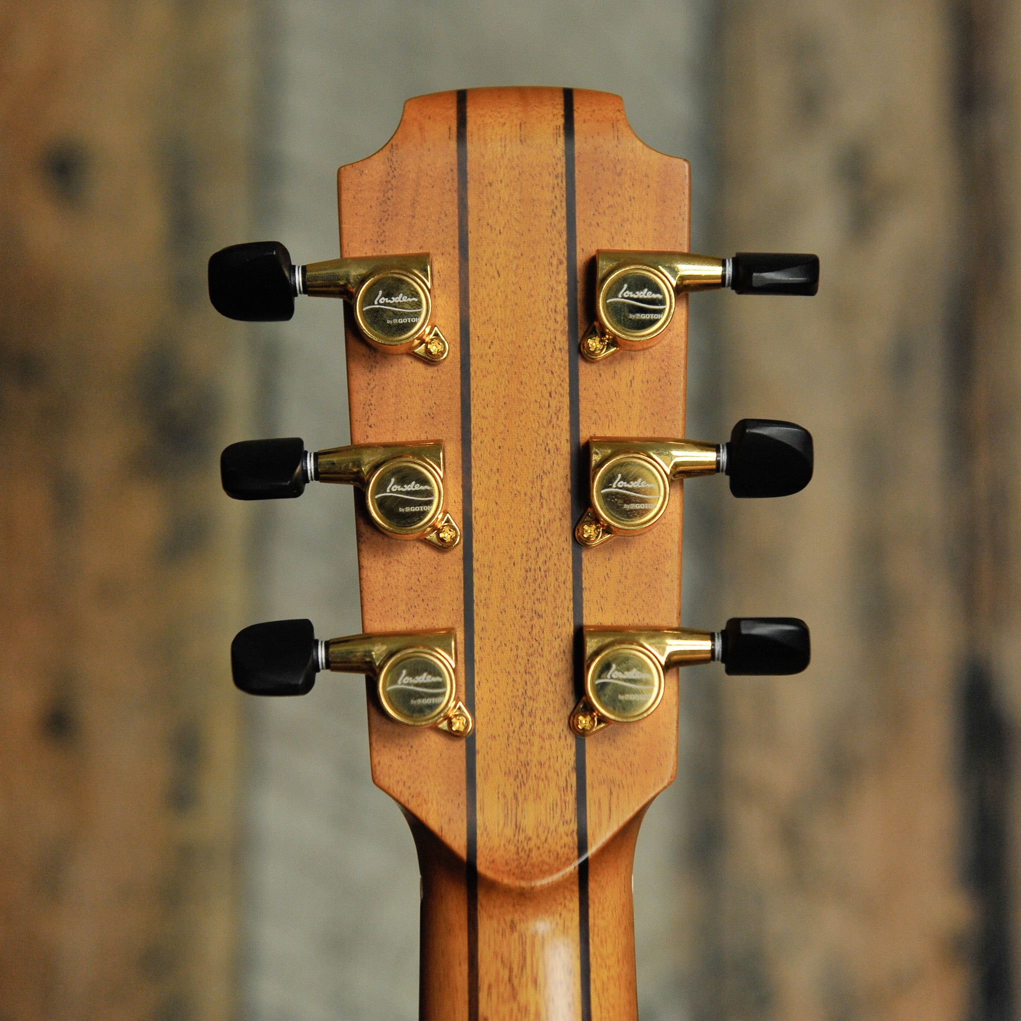 Lowden 32SE Stage Edition Indian Rosewood & Spruce w/Cutaway