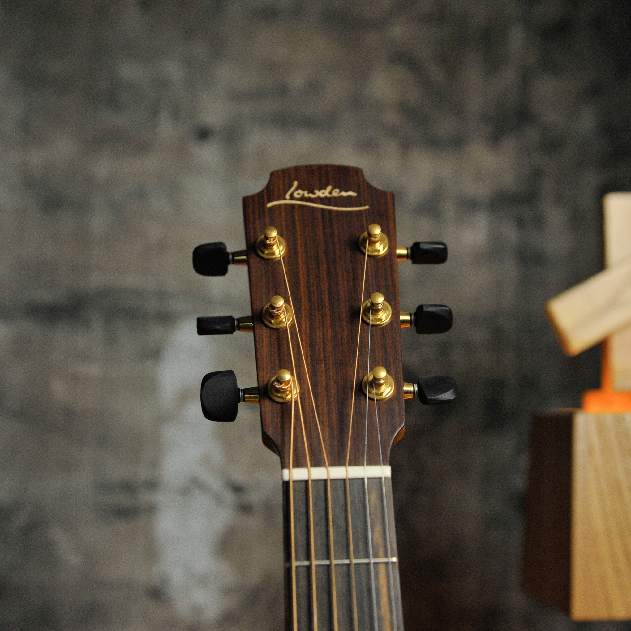 Lowden WL-22 Mahogany & Red Cedar