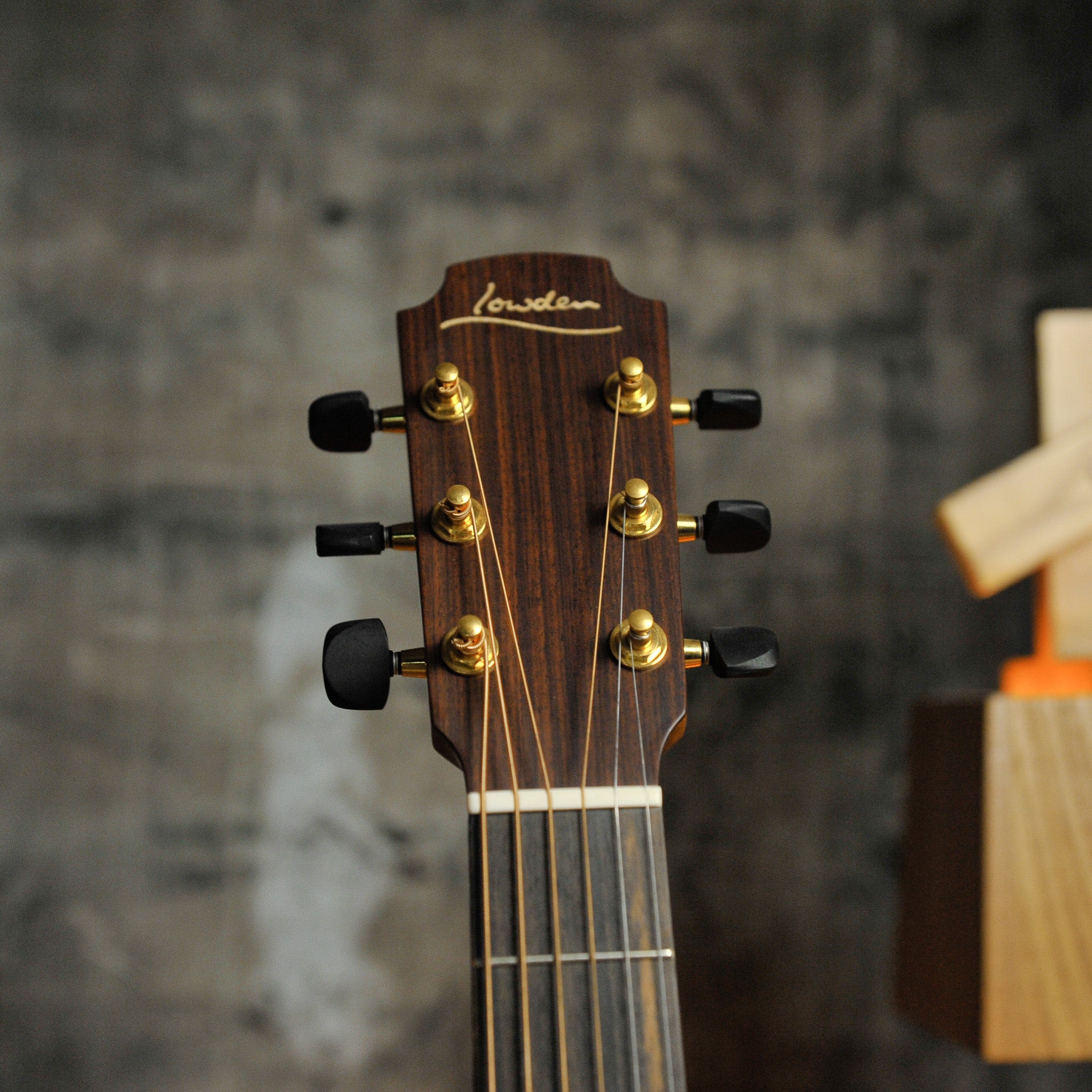 Lowden WL-22 Mahogany & Red Cedar