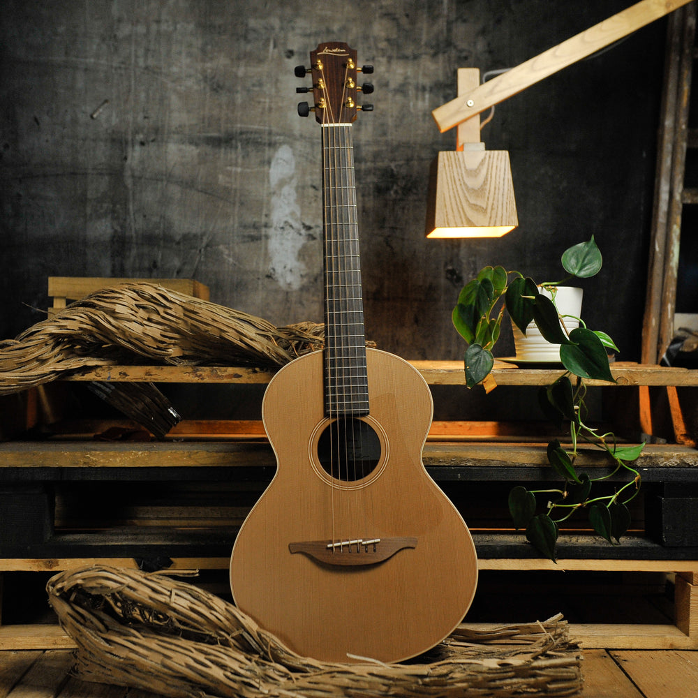 Lowden WL-22 Mahogany & Red Cedar
