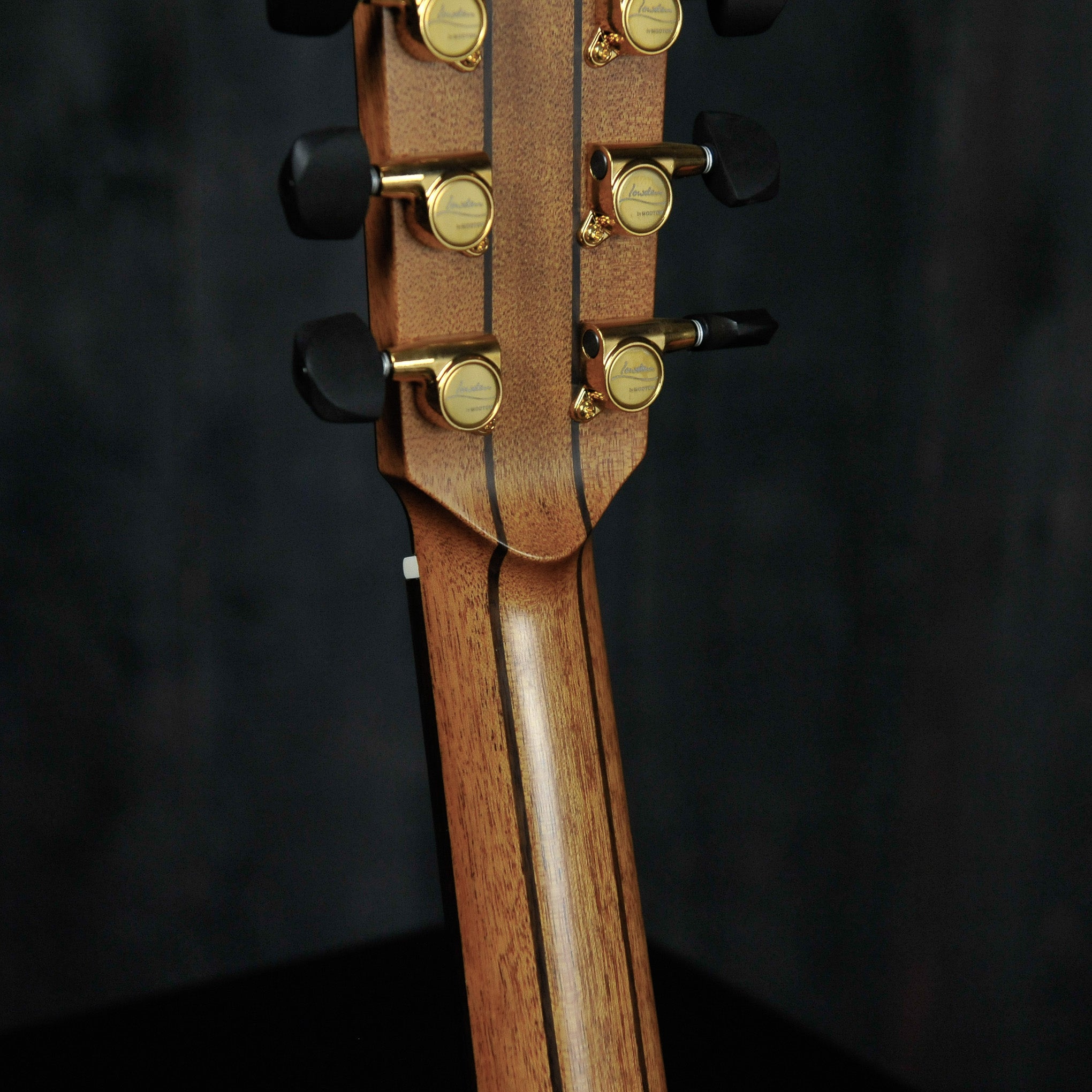 Lowden WL-22 Mahogany/Red Cedar