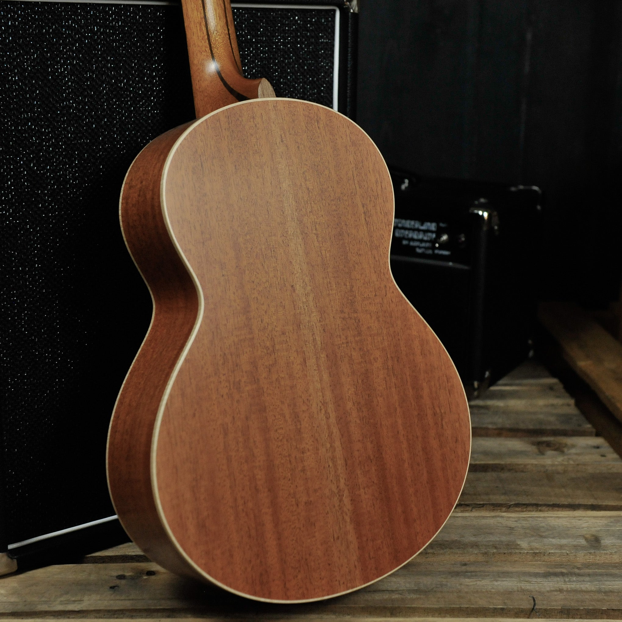 Lowden WL-22 Mahogany/Red Cedar