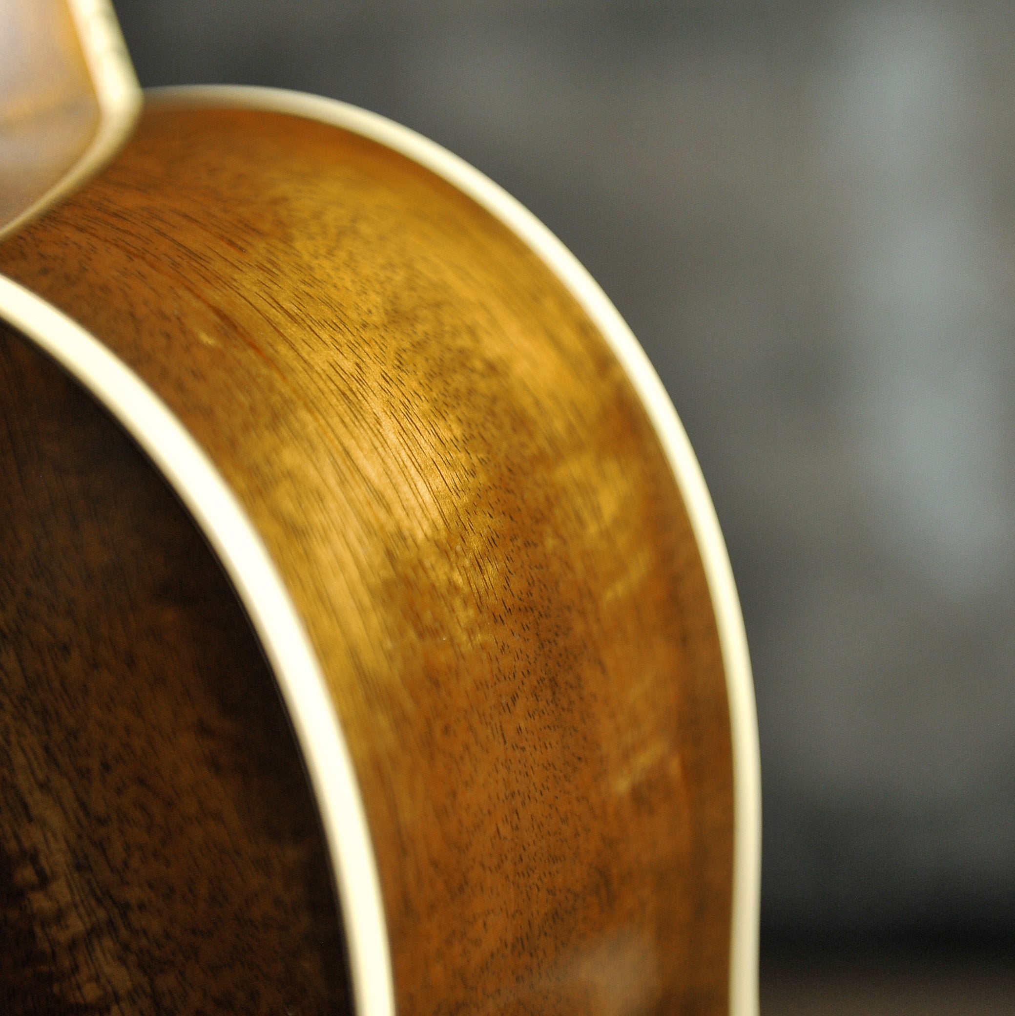 Martin Custom Shop 00-12 Deep Body Koa Acoustic Guitar