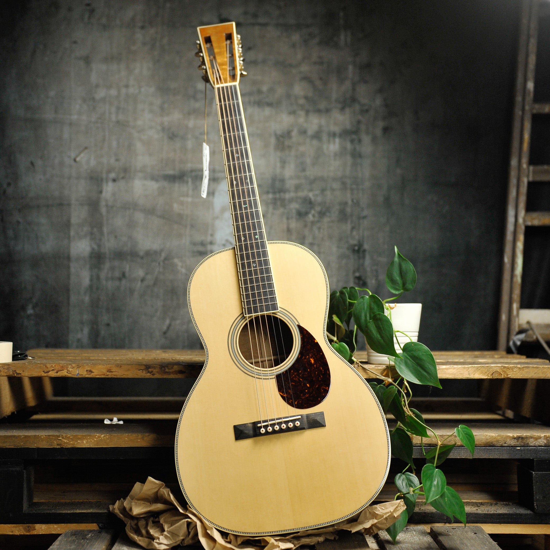 Martin Custom Shop 00-12 Deep Body Koa Acoustic Guitar