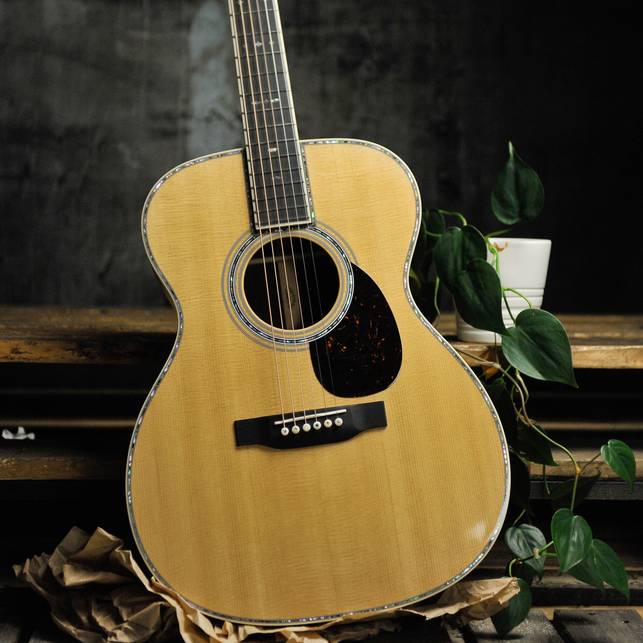 Martin OM42: Standard Series Auditorium Acoustic Guitar