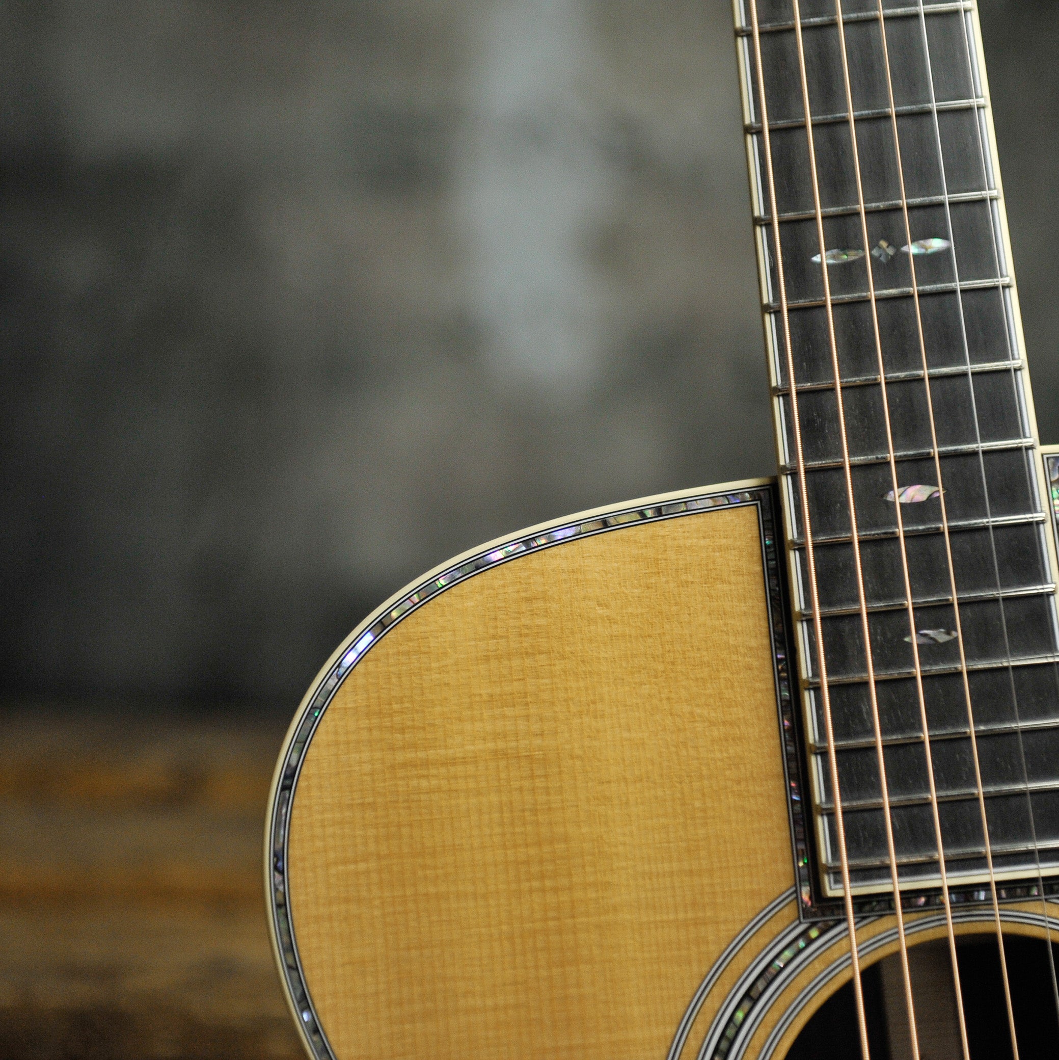 Martin OM42: Standard Series Auditorium Acoustic Guitar