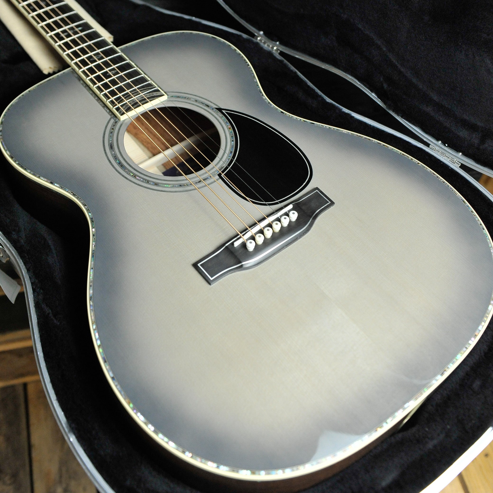Martin OM-45 John Mayer 20th Anniversary Custom Artist Limited Edition
