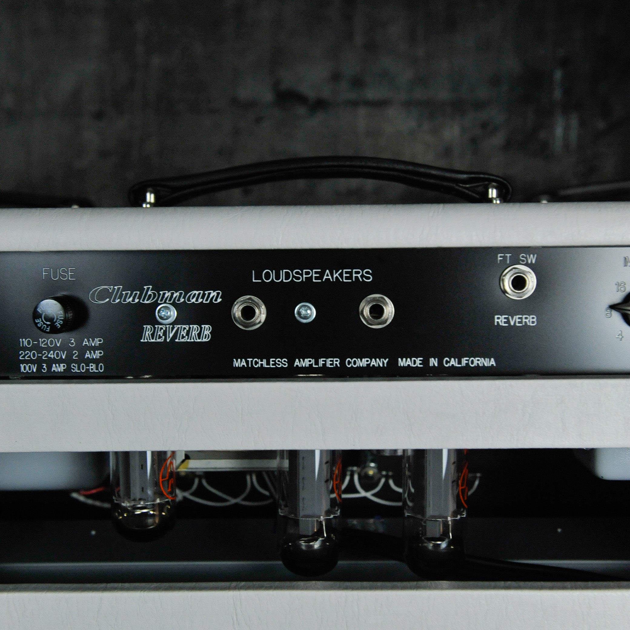 Matchless Clubman 35W Reverb with ESD212 Cab Custom White/Gold