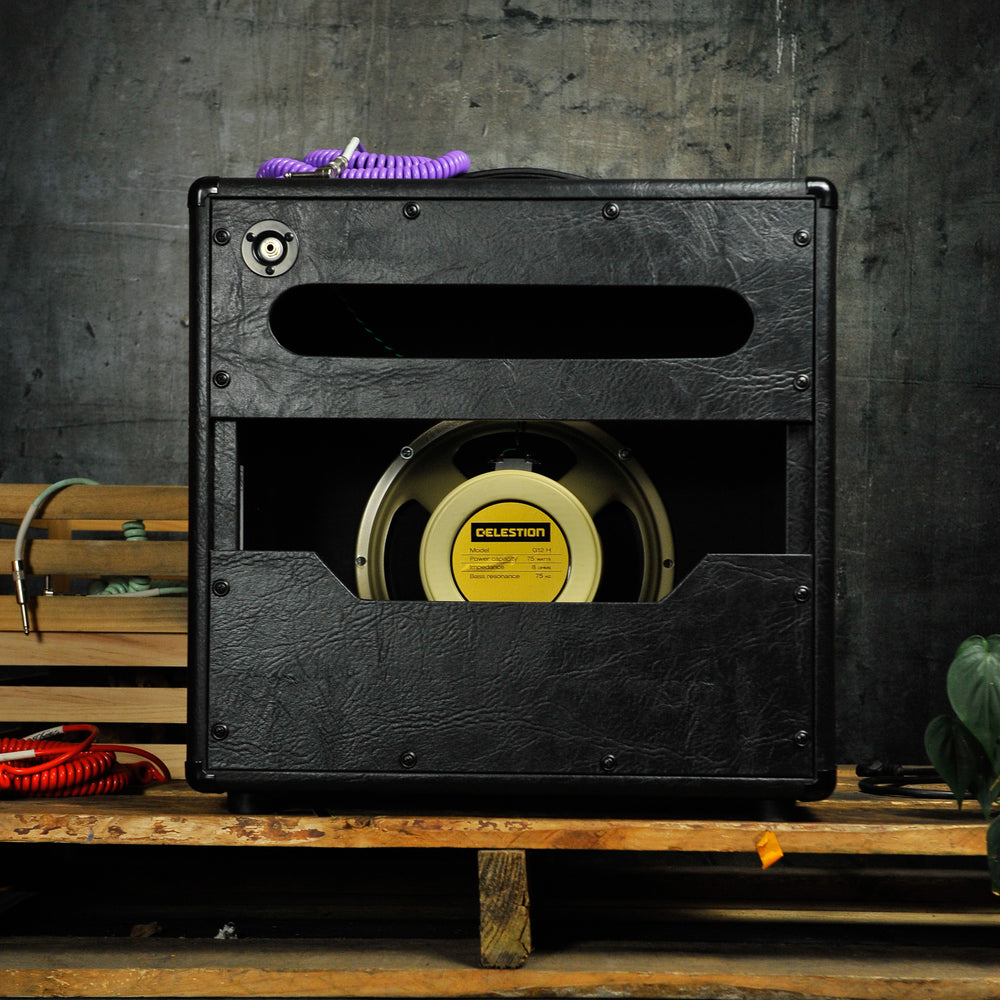 Matchless ESS-112 Extension Cabinet Black/Silver