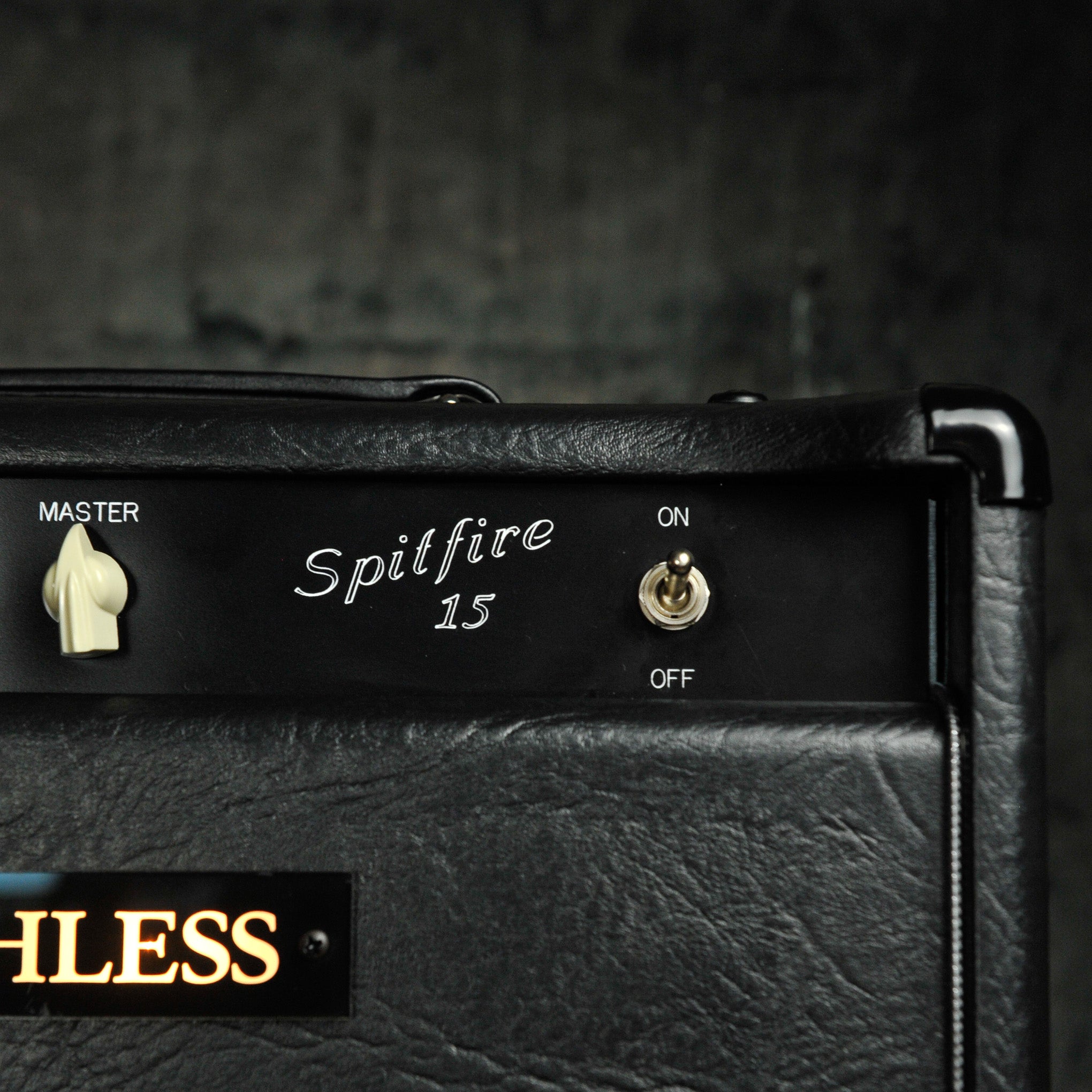 Matchless Spitfire 15W Head Black/Silver
