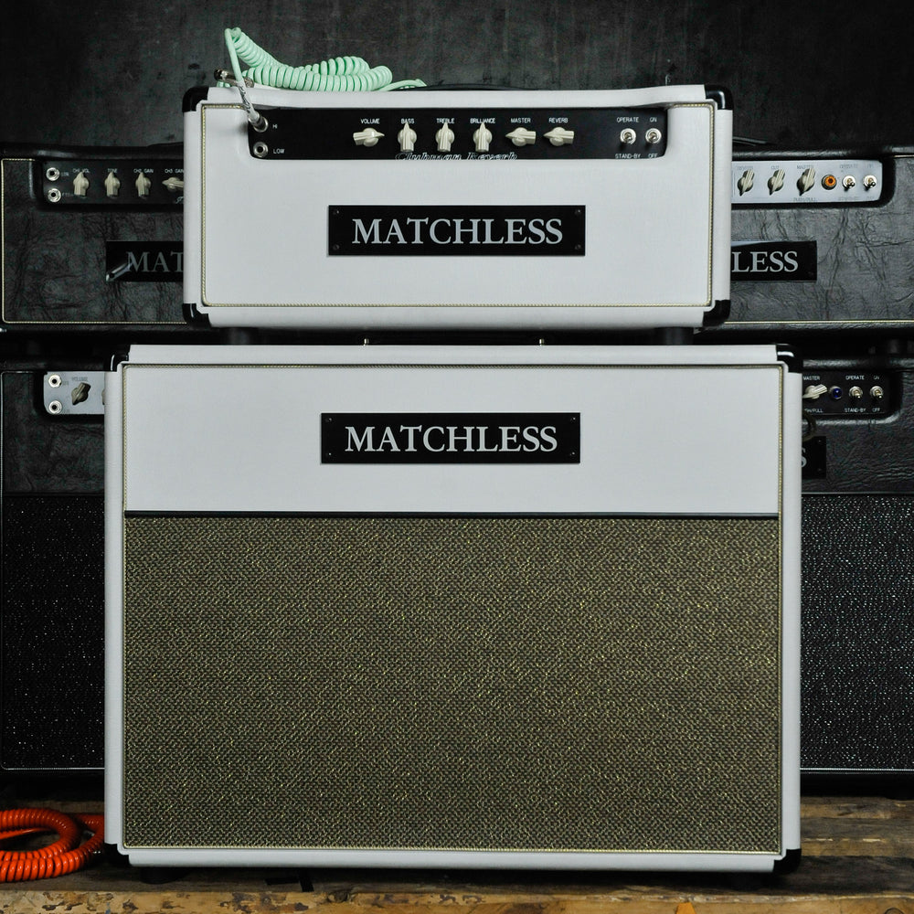 Matchless Clubman 35W Reverb with ESD212 Cab Custom White/Gold