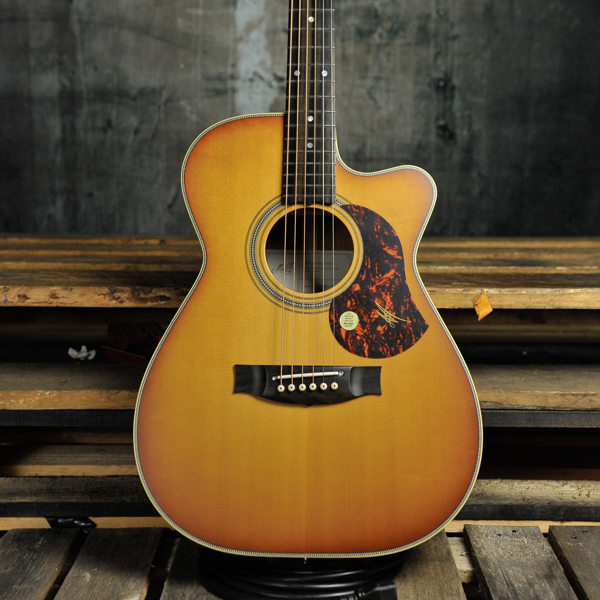 Maton EBG808C Nashville Series Cutaway Acoustic Electric Guitar