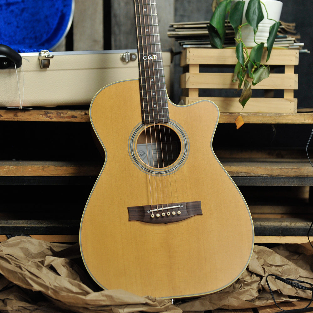 Maton Master Built The T.E. Personal Cutaway Acoustic Guitar