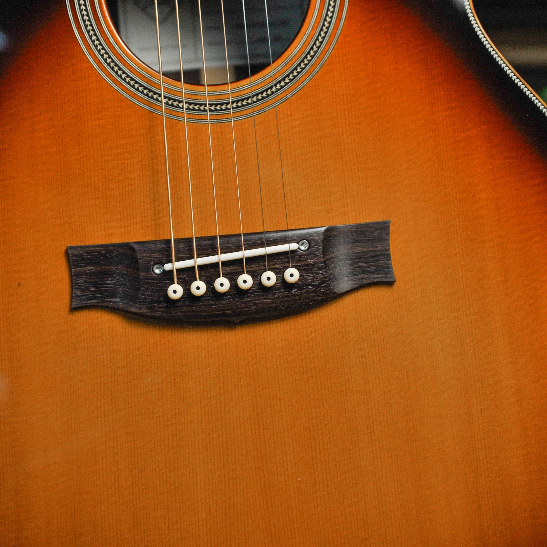 Maton Master Built The T.E. Personal Jumbo Sunburst Acoustic
