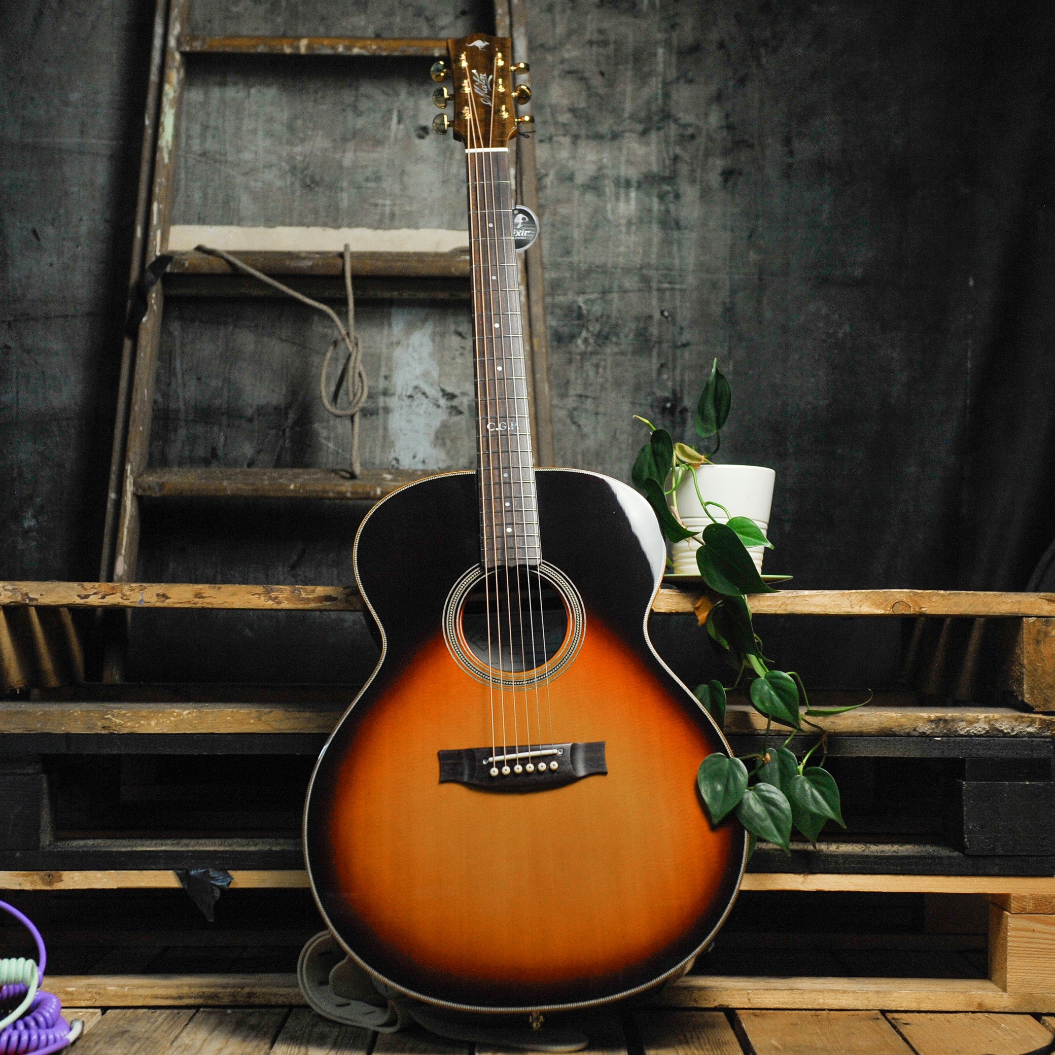 Maton Master Built The T.E. Personal Jumbo Sunburst Acoustic