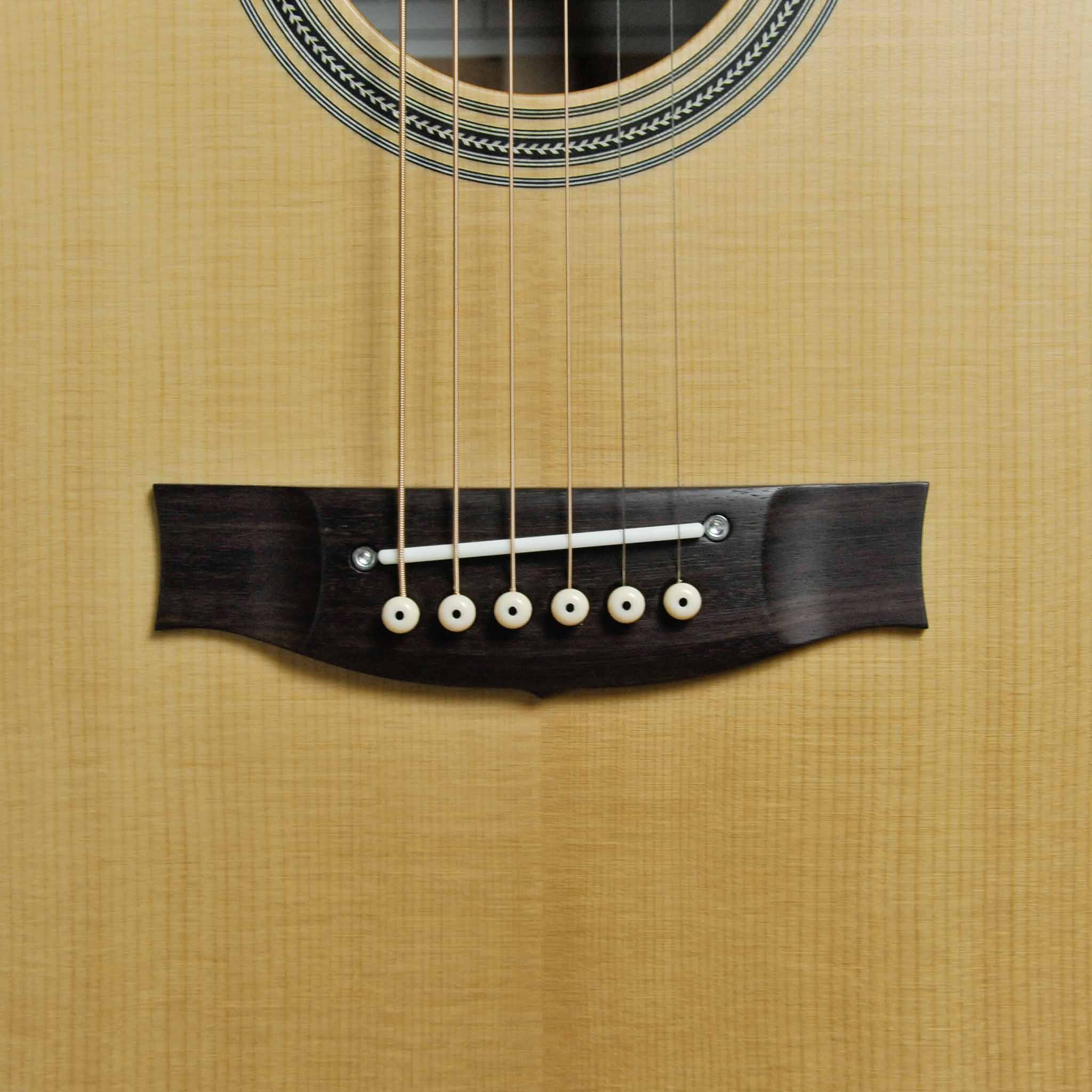 Maton Master Built The T.E. Personal Acoustic Guitar