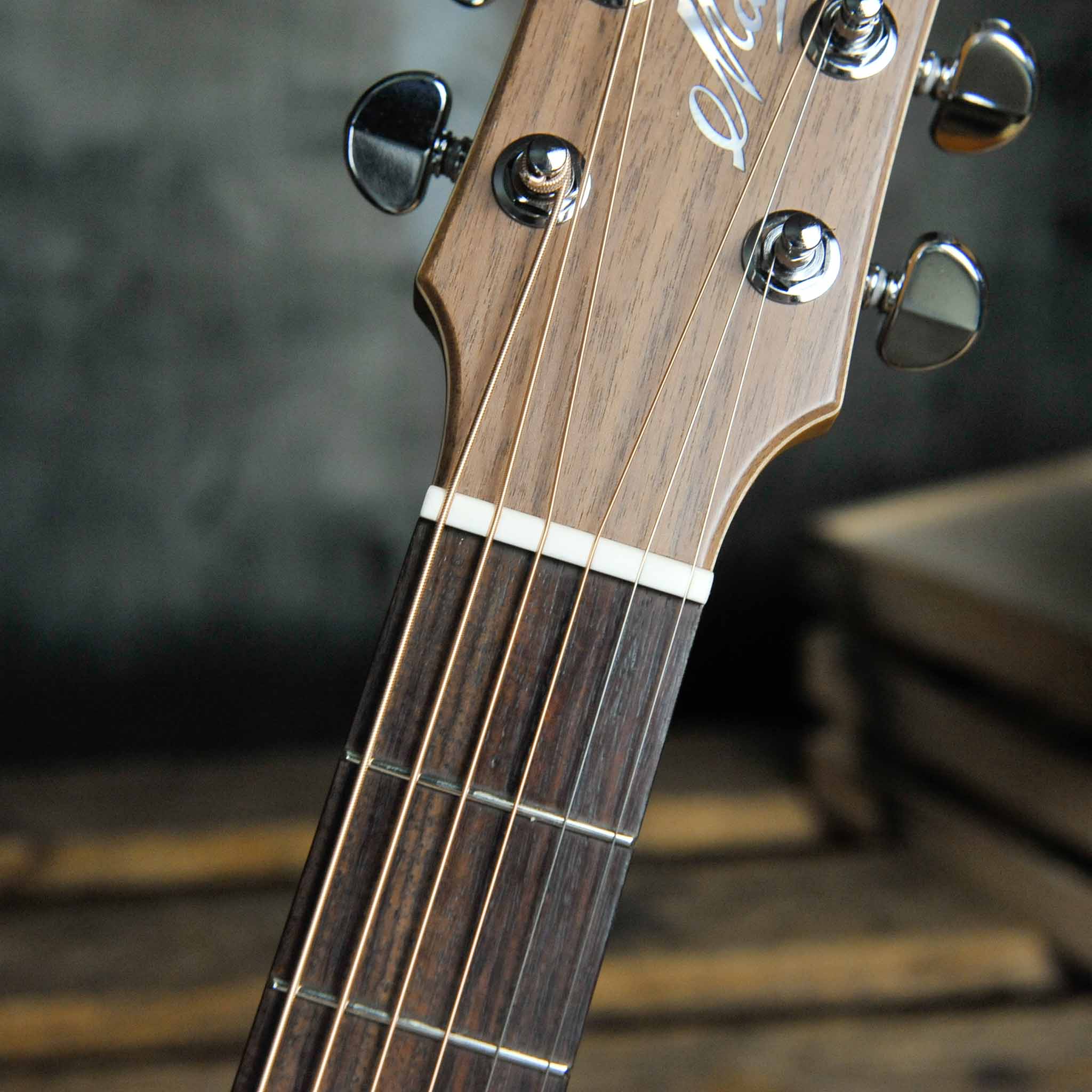 Maton Master Built The T.E. Personal Acoustic Guitar