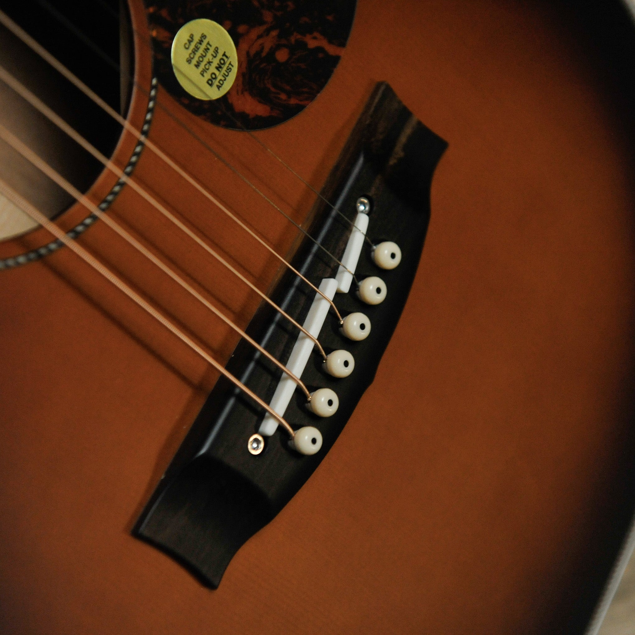 Maton EMTB-6 Troubadour Mini Acoustic Electric Guitar