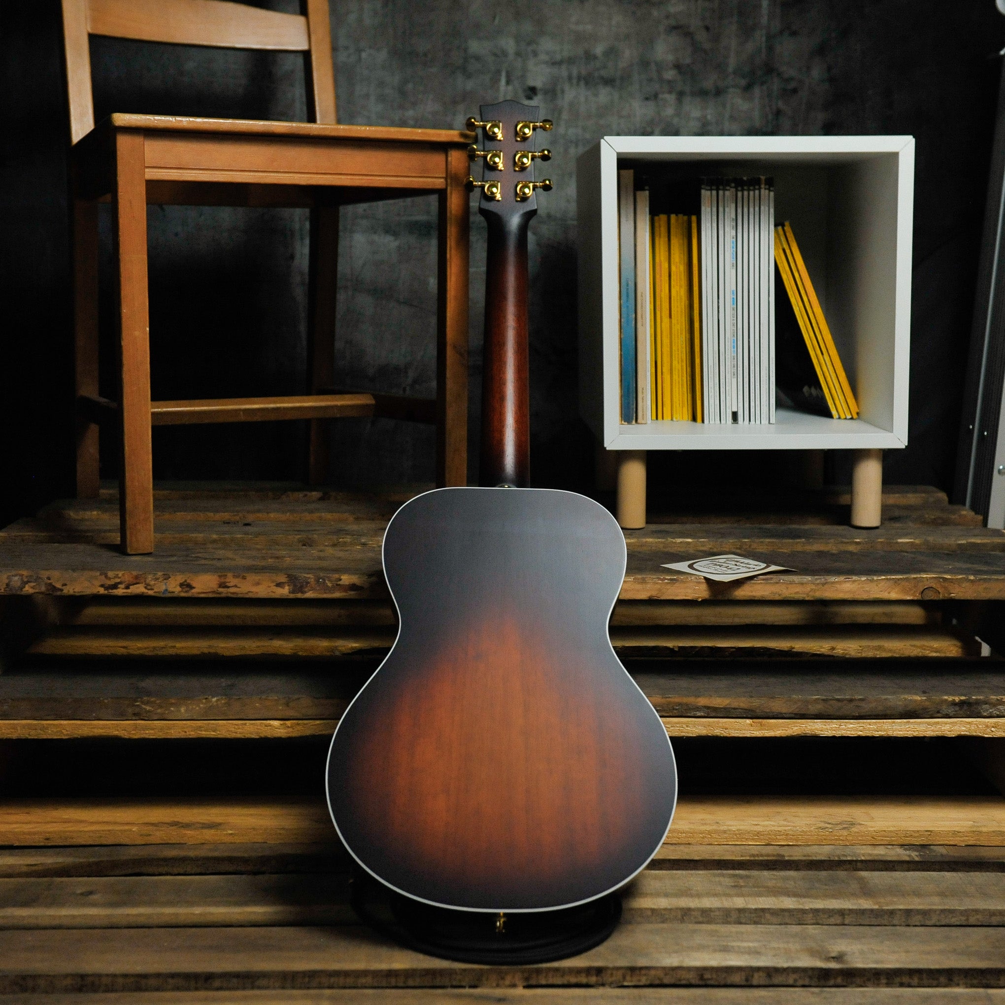 Maton EMTB-6 Troubadour Mini Acoustic Electric Guitar