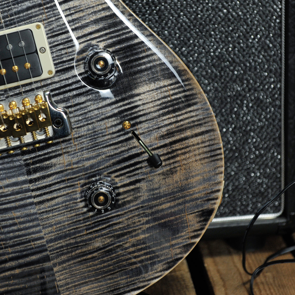 PRS Custom 24 Pattern Thin Neck, 10 Top - Charcoal w/Case