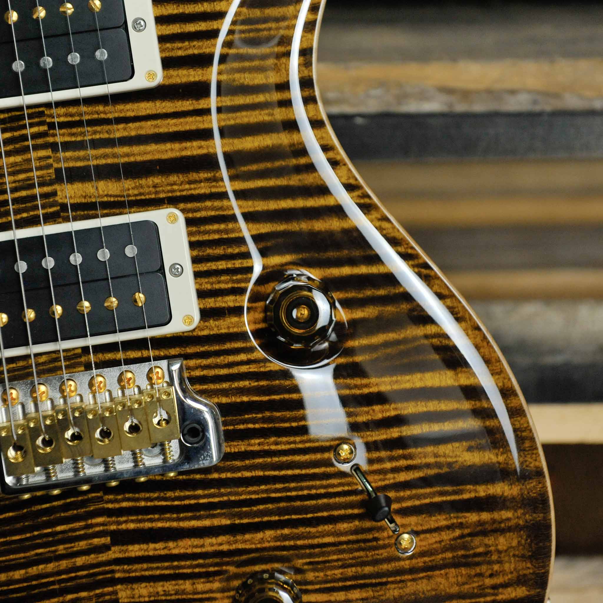 PRS Custom 24 Pattern Thin Neck, 10 Top - Yellow Tiger w/Case