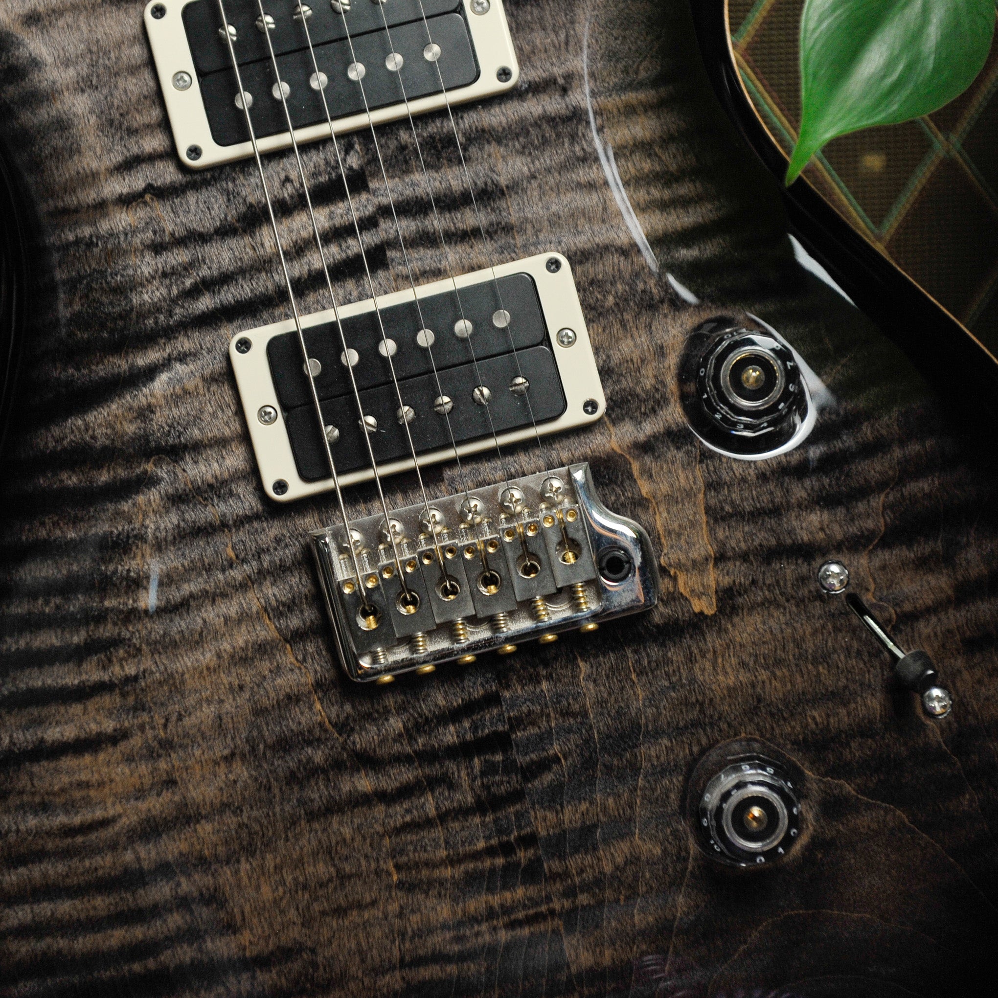 PRS Custom 24 Pattern Thin Neck - Charcoal Burst