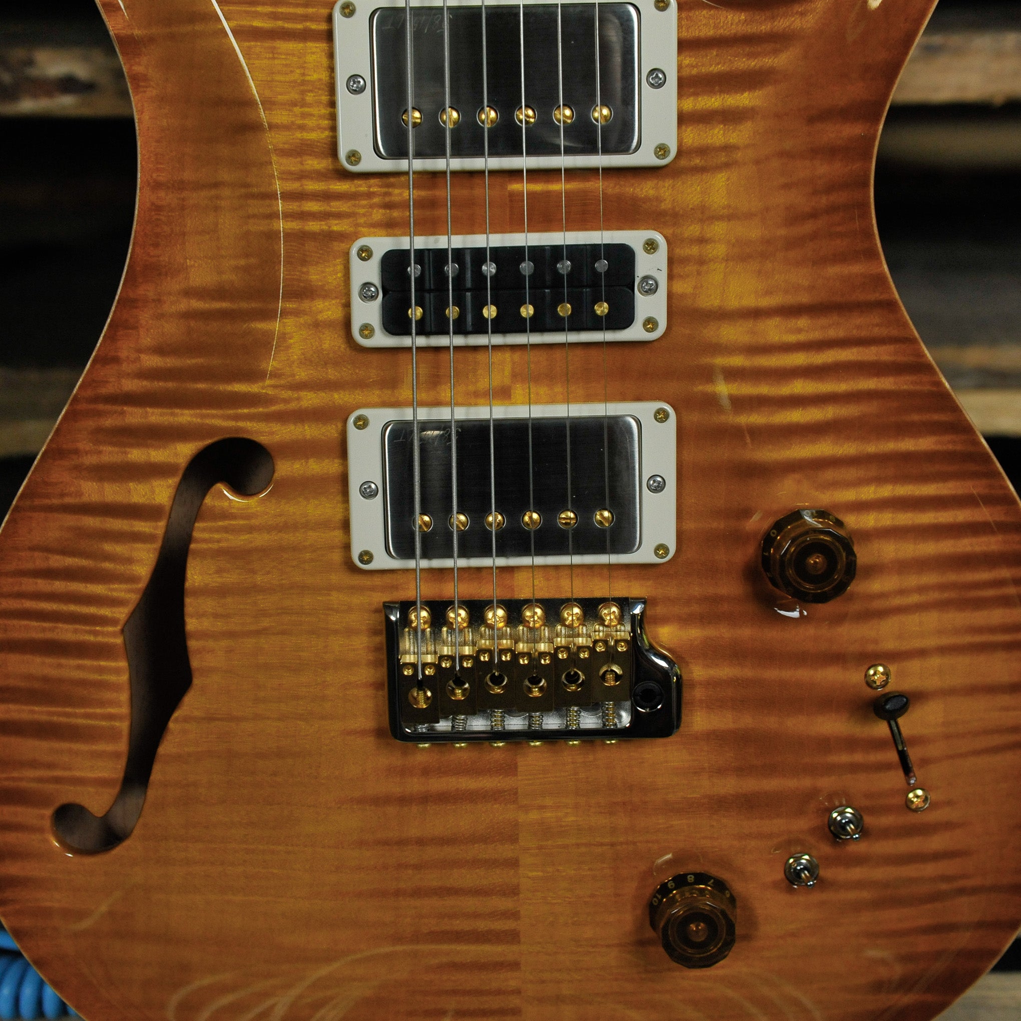 PRS Special Semi Hollow: 10 Top, McCarty Sunburst w/Case