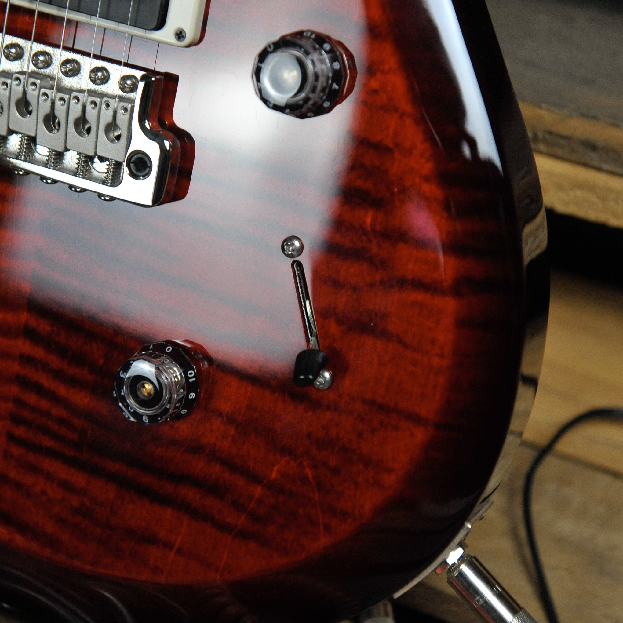 PRS S2 Custom 24, Fire Red Burst w/Bag