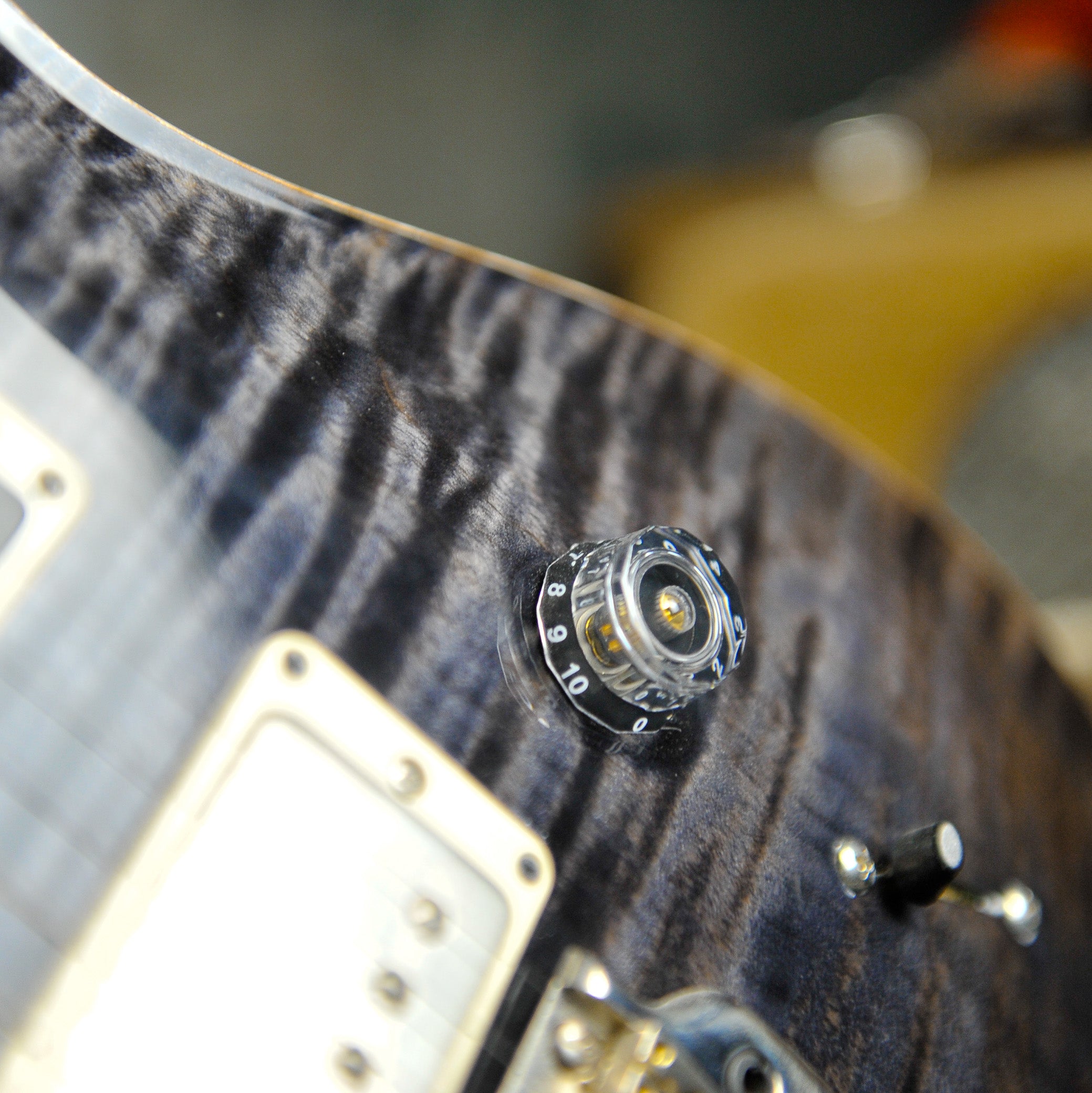 PRS Studio: Electric Guitar Grey Black w/Case