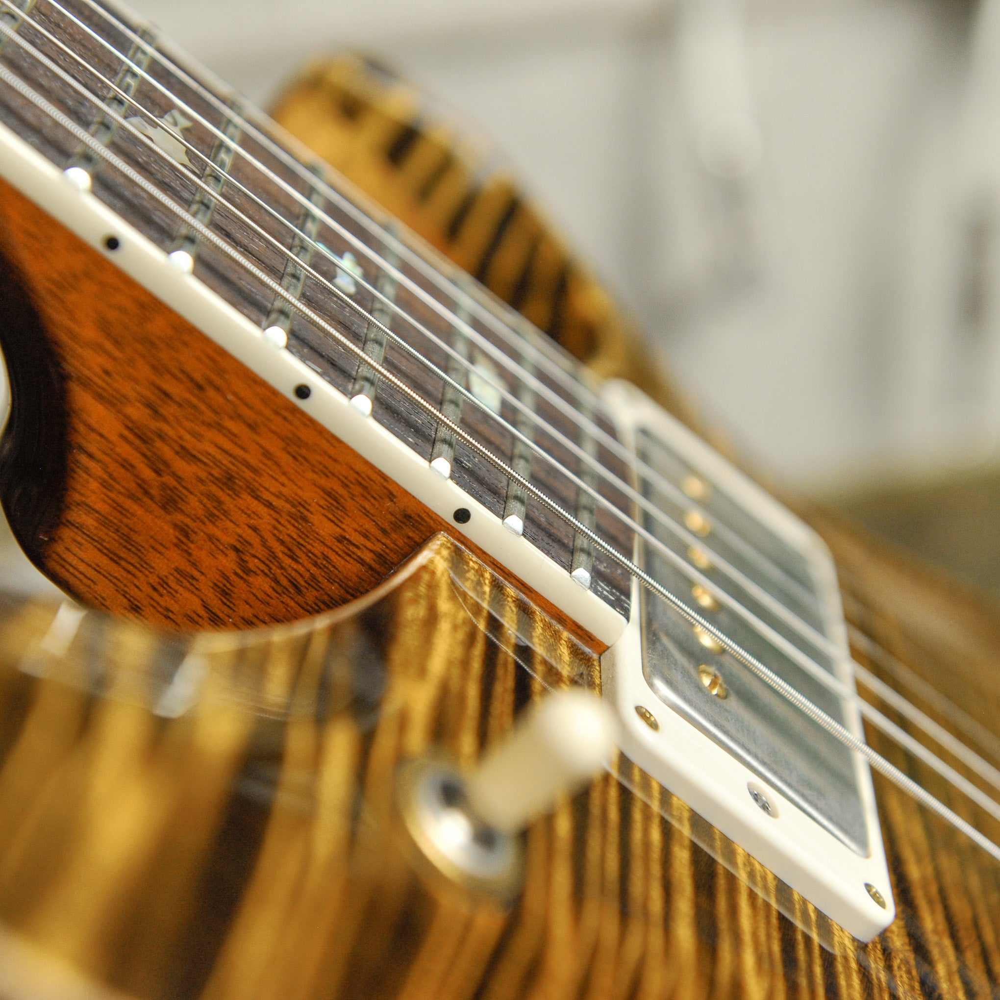PRS McCarty 594 10 Top, Yellow Tiger w/Case