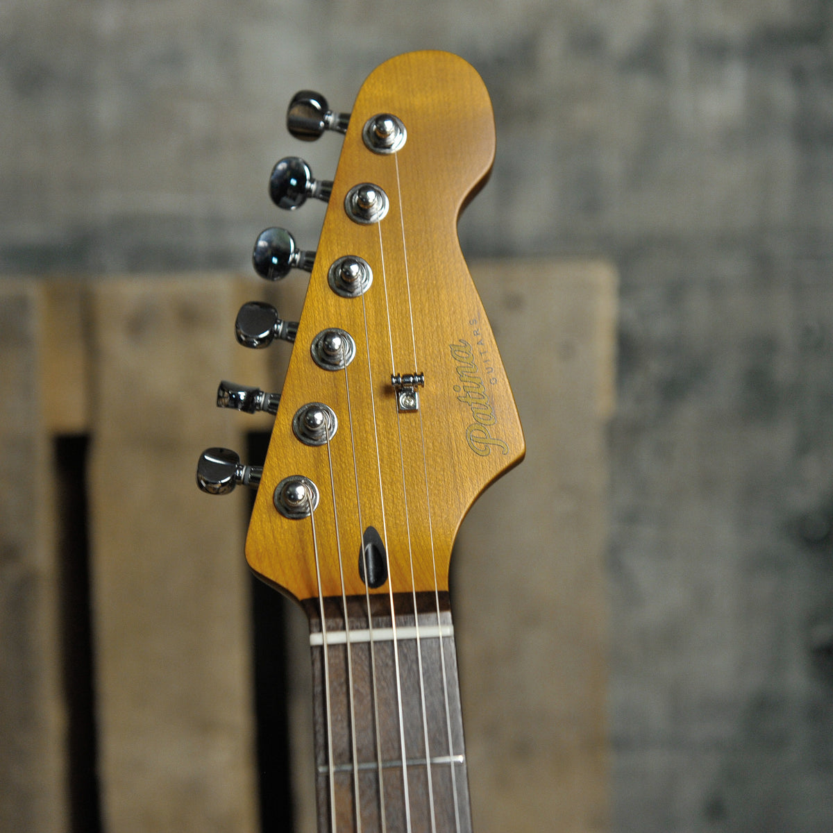 Patina PS-7-LPB-R HSS Roasted Maple Lake Placid Blue Relic