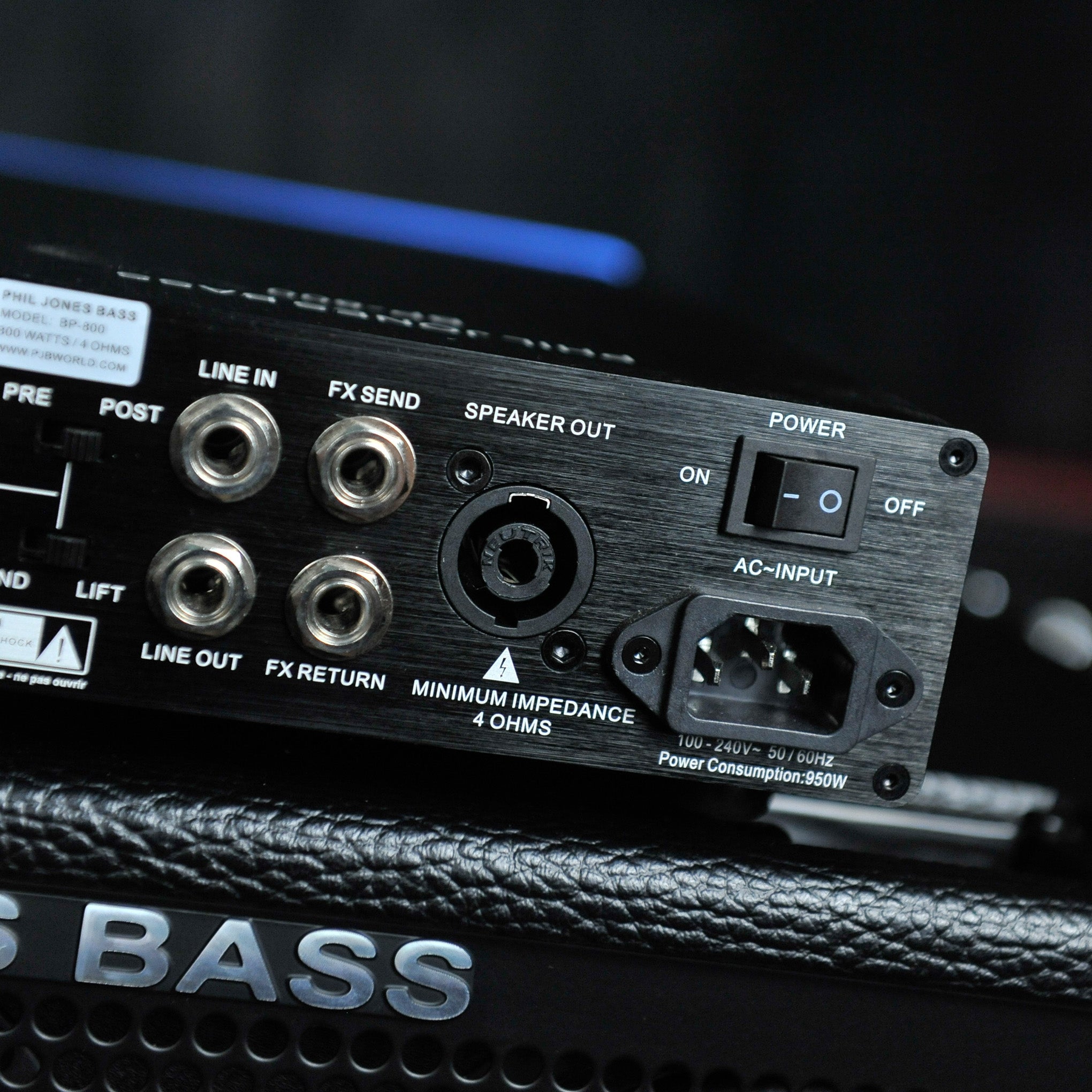 Phil Jones Bass BP800 Compact Bass Amp Head