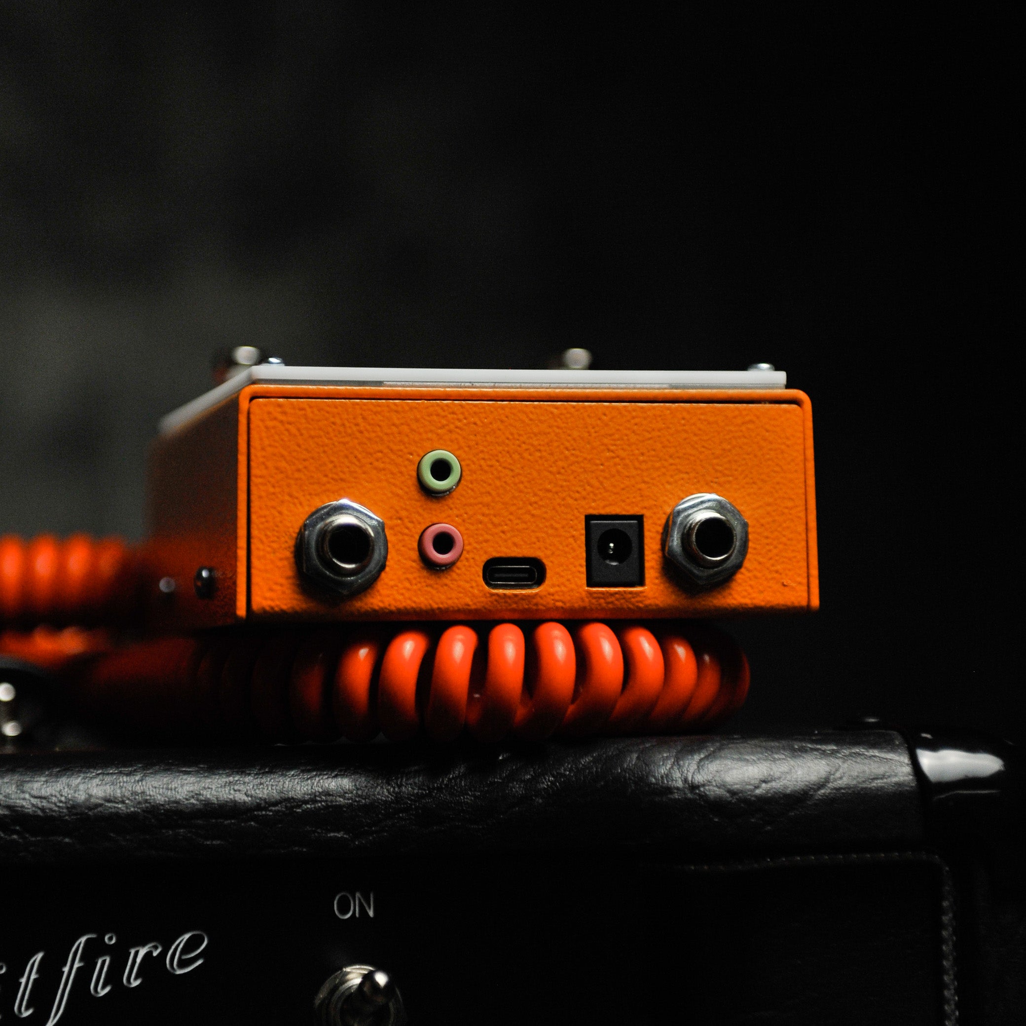 Poly Effects Ample Amp Modelling Pedal