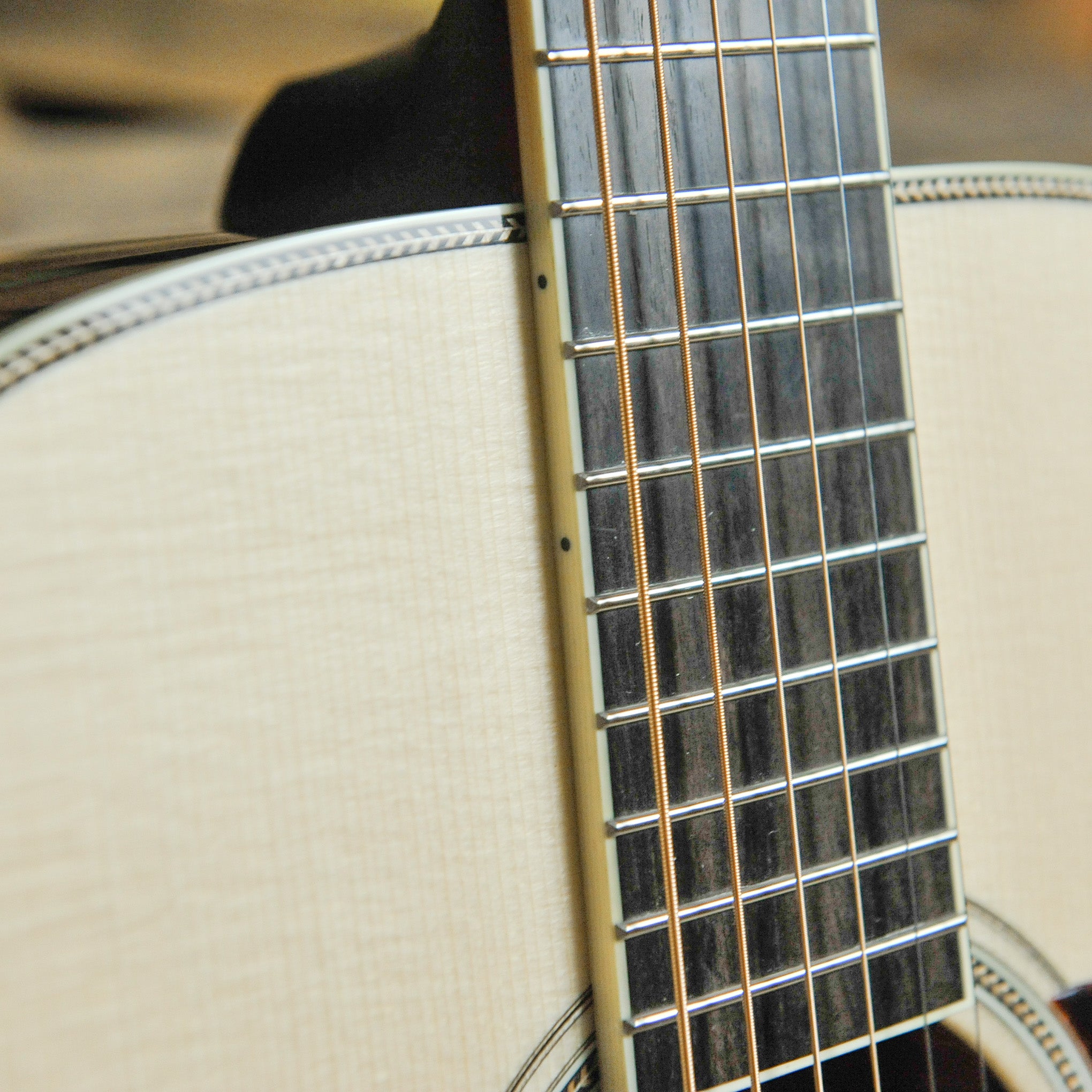 Santa Cruz Dreadnought Quilted Mahogany Upgrade Acoustic Guitar