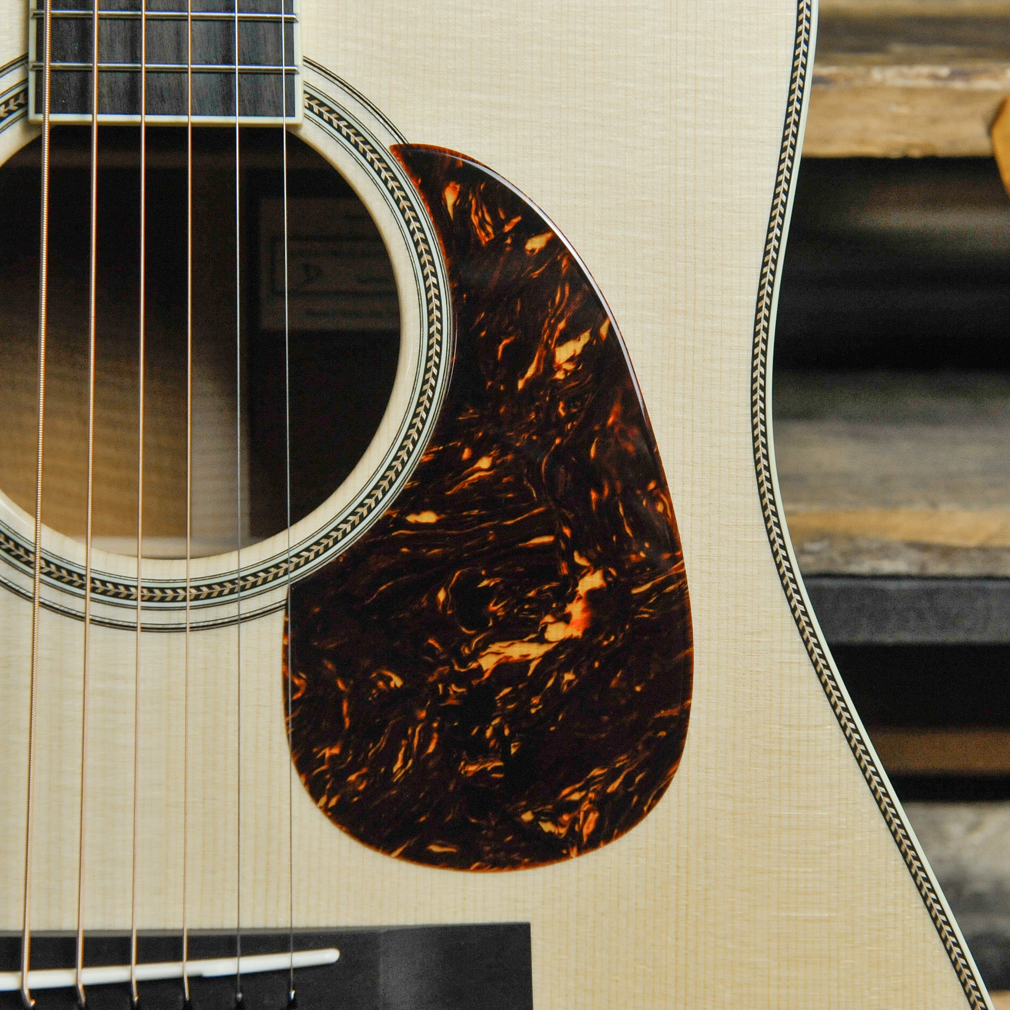 Santa Cruz Dreadnought Quilted Mahogany Upgrade Acoustic Guitar