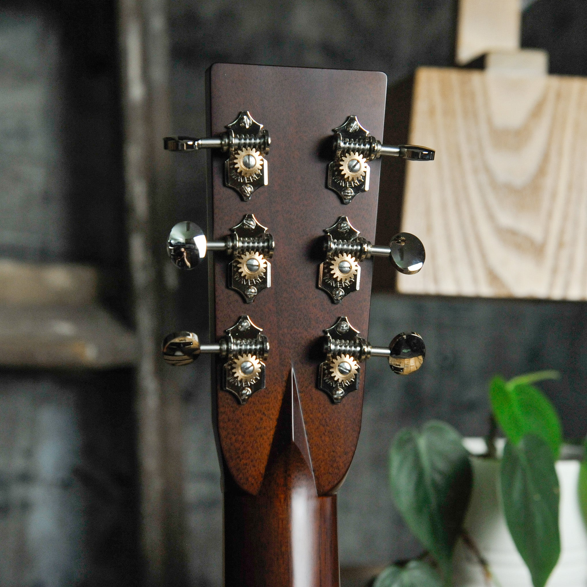 Santa Cruz OM Spruce/Rosewood Acoustic Guitar