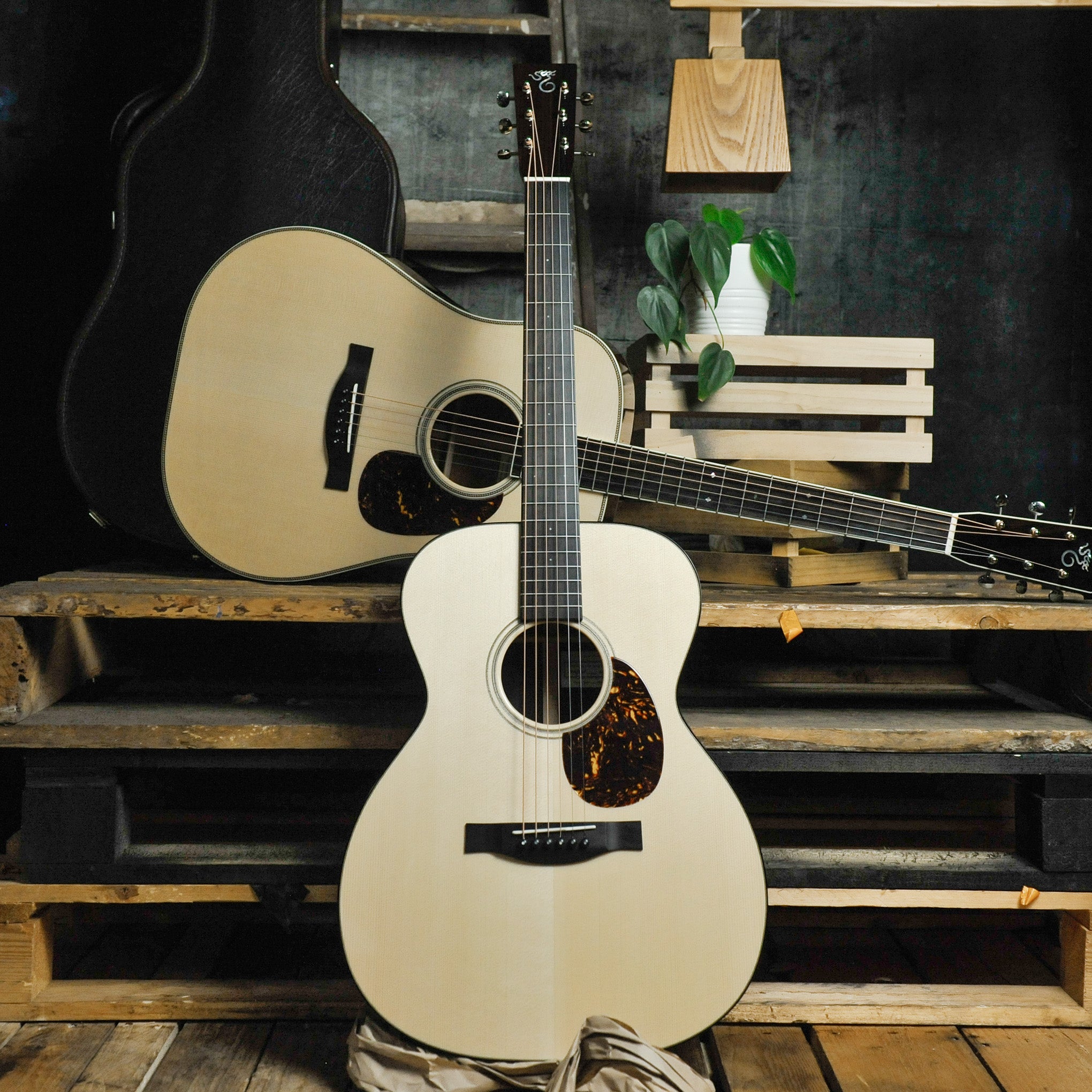 Santa Cruz OM Pre War Acoustic Guitar