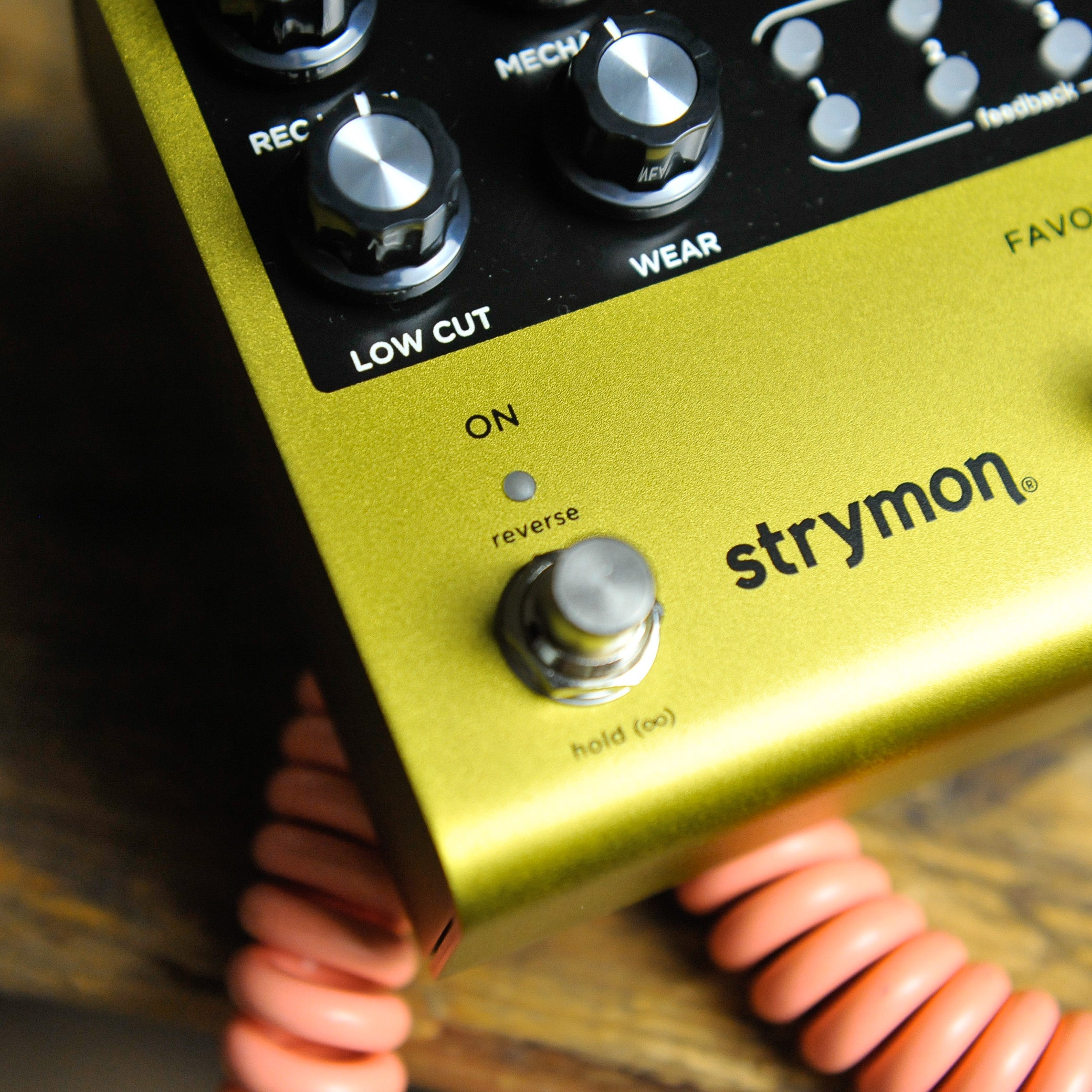 Buy Strymon Volante Magnetic Echo Delay Pedal Online in Australia