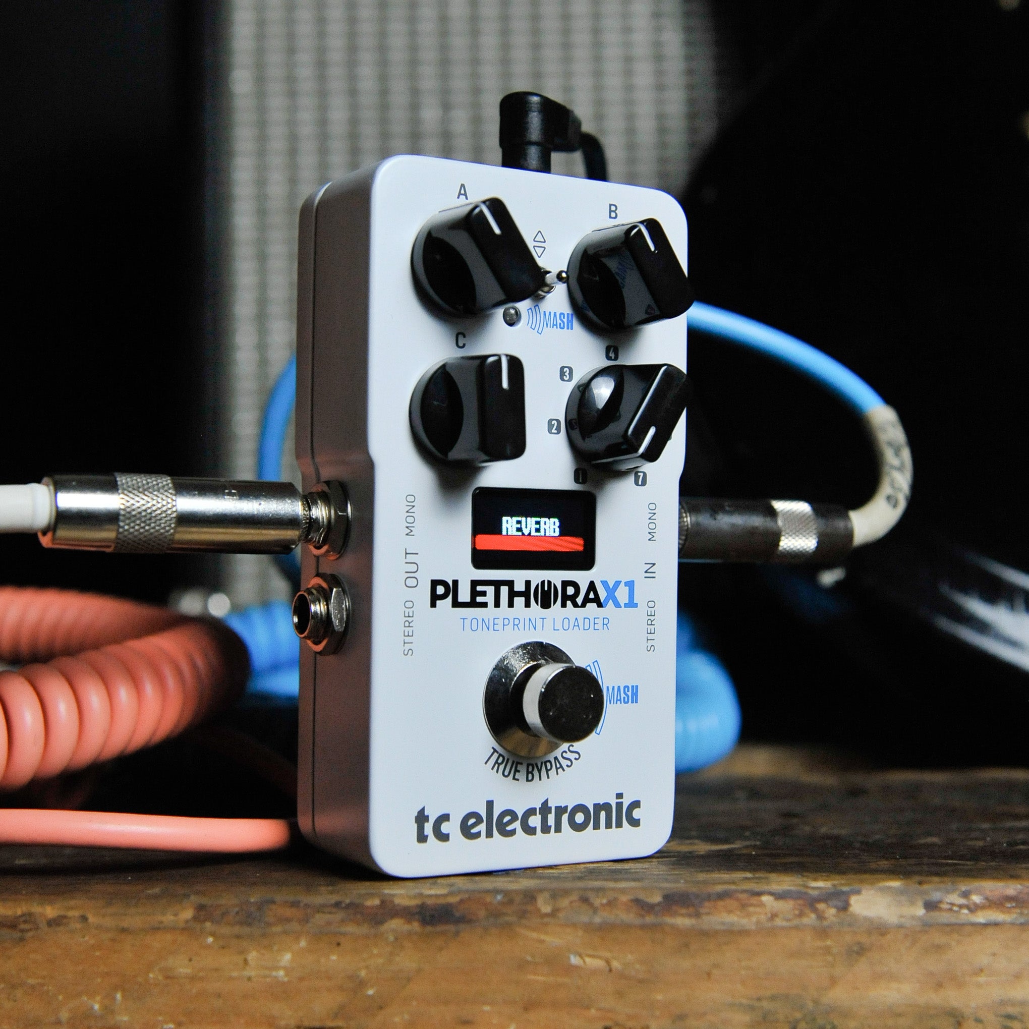 TC Electronic Plethora X1 Toneprint Multi Effect Pedal