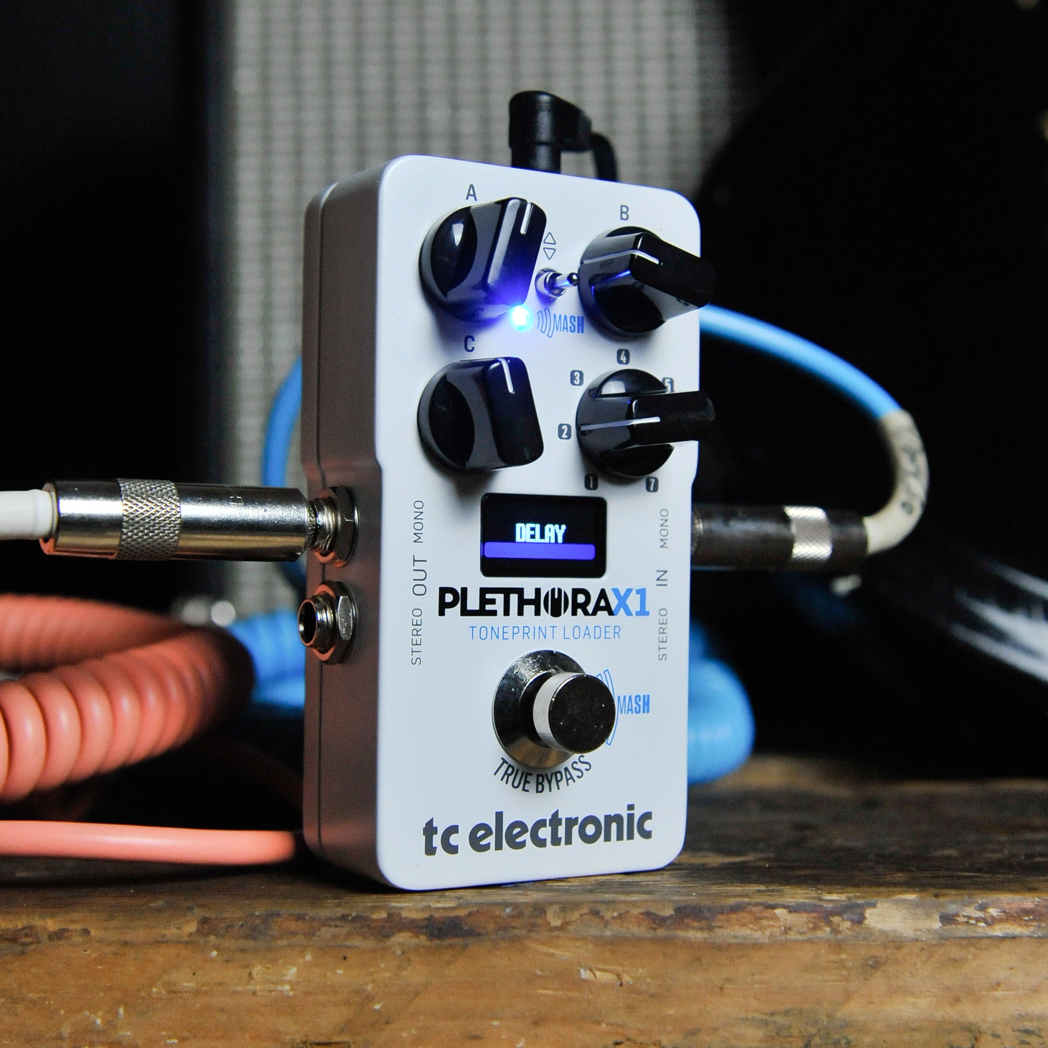 TC Electronic Plethora X1 Toneprint Multi Effect Pedal