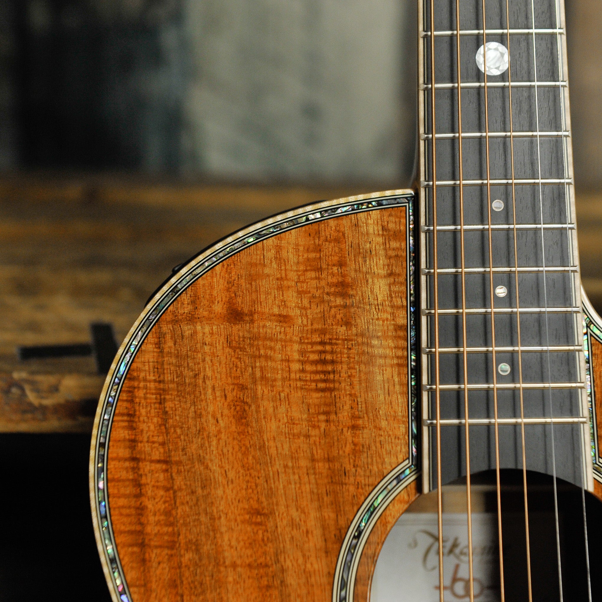 Takamine The 60th Anniversary LTD Acoustic Guitar w/Case