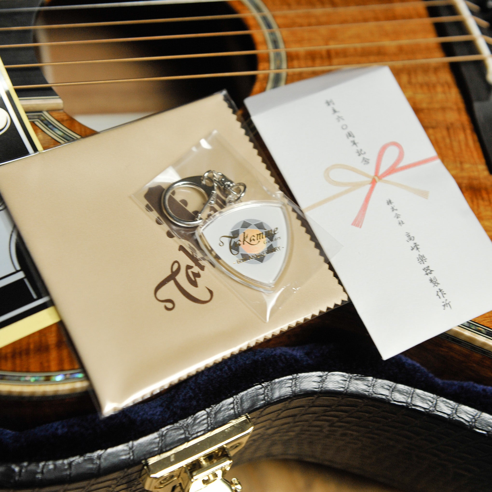 Takamine The 60th Anniversary LTD Acoustic Guitar w/Case