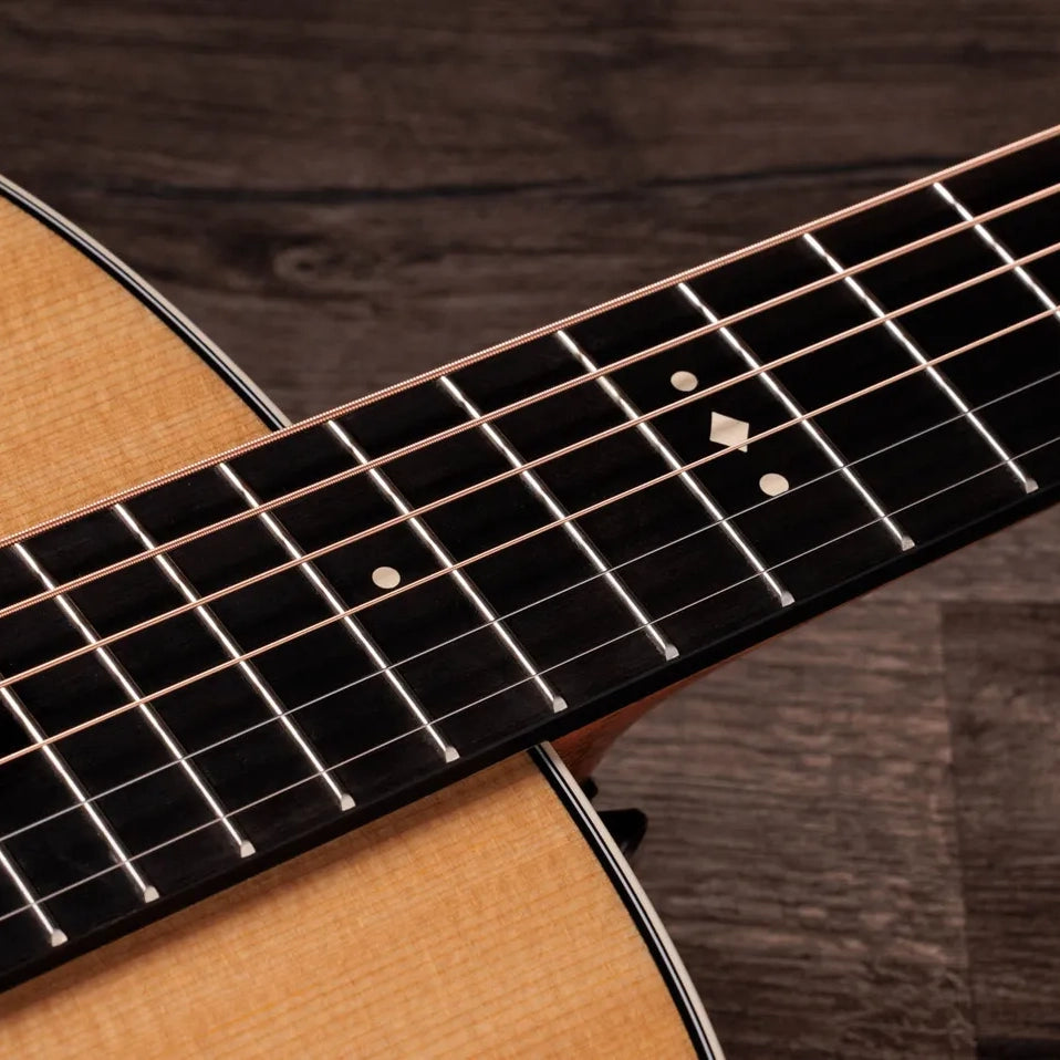 Taylor Gold Label 517e Acoustic Electric Guitar w/Case